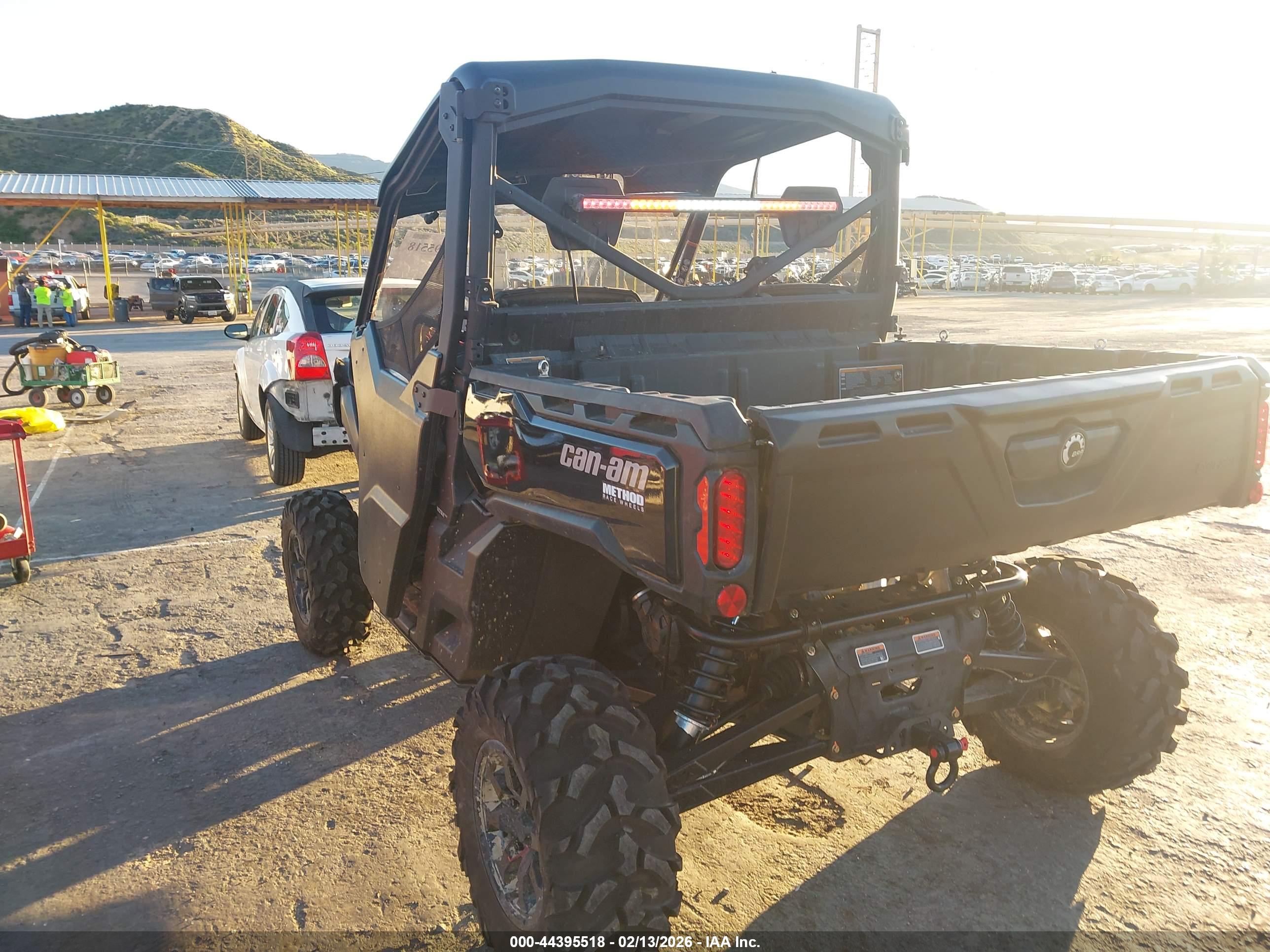 CAN-AM DEFENDER image 3
