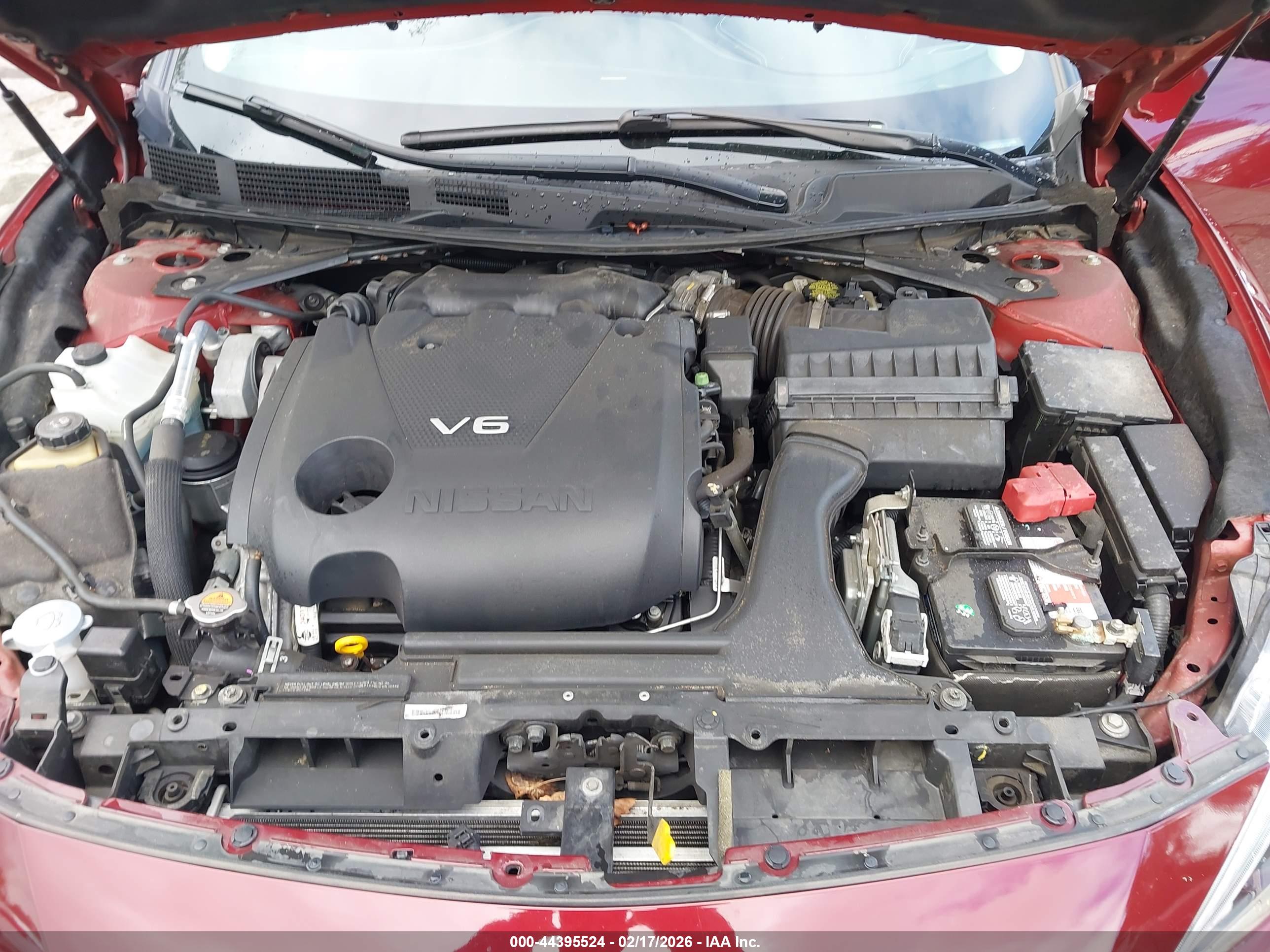 NISSAN MAXIMA image 10