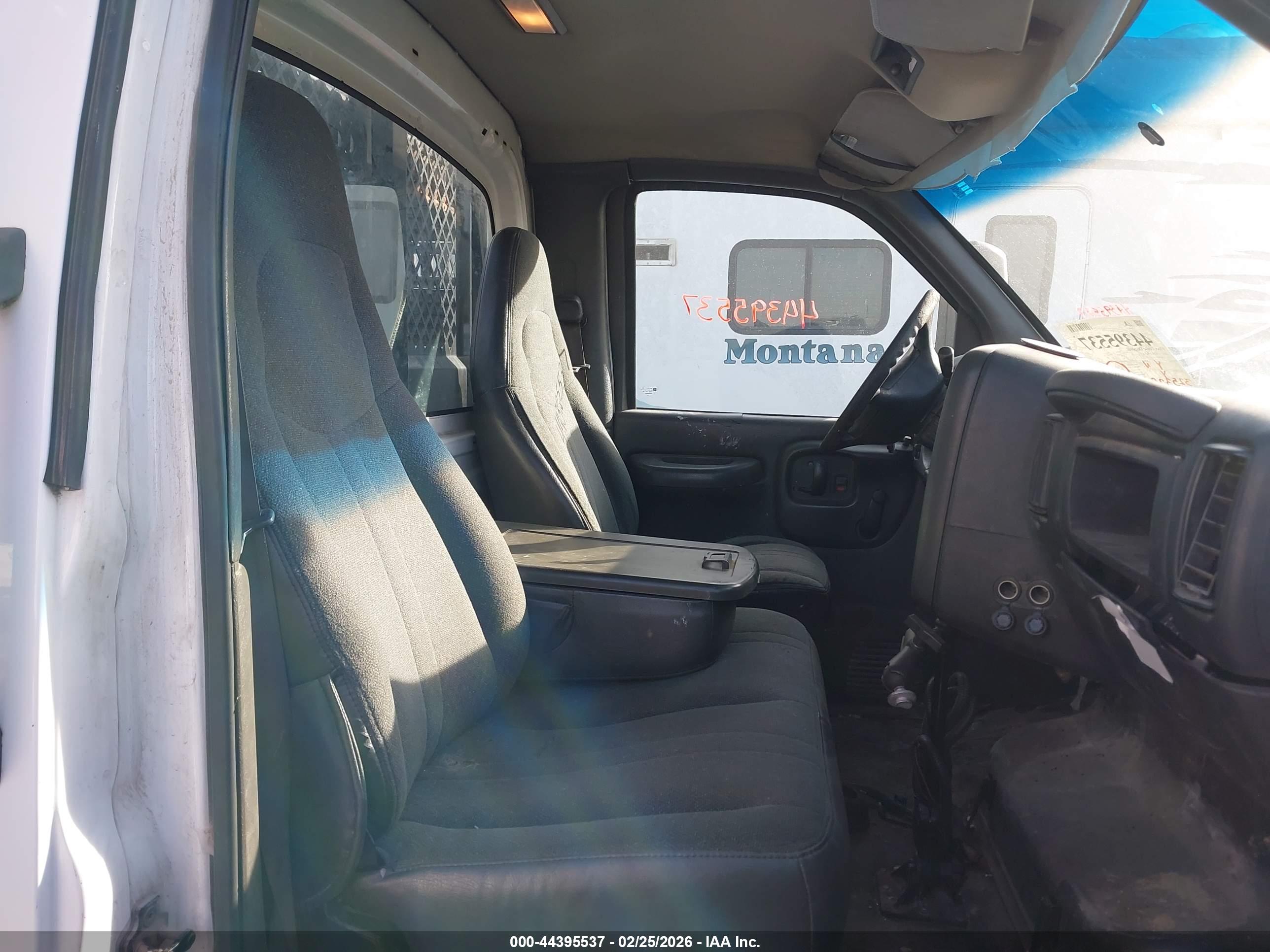 CHEVROLET CC4500 image 7