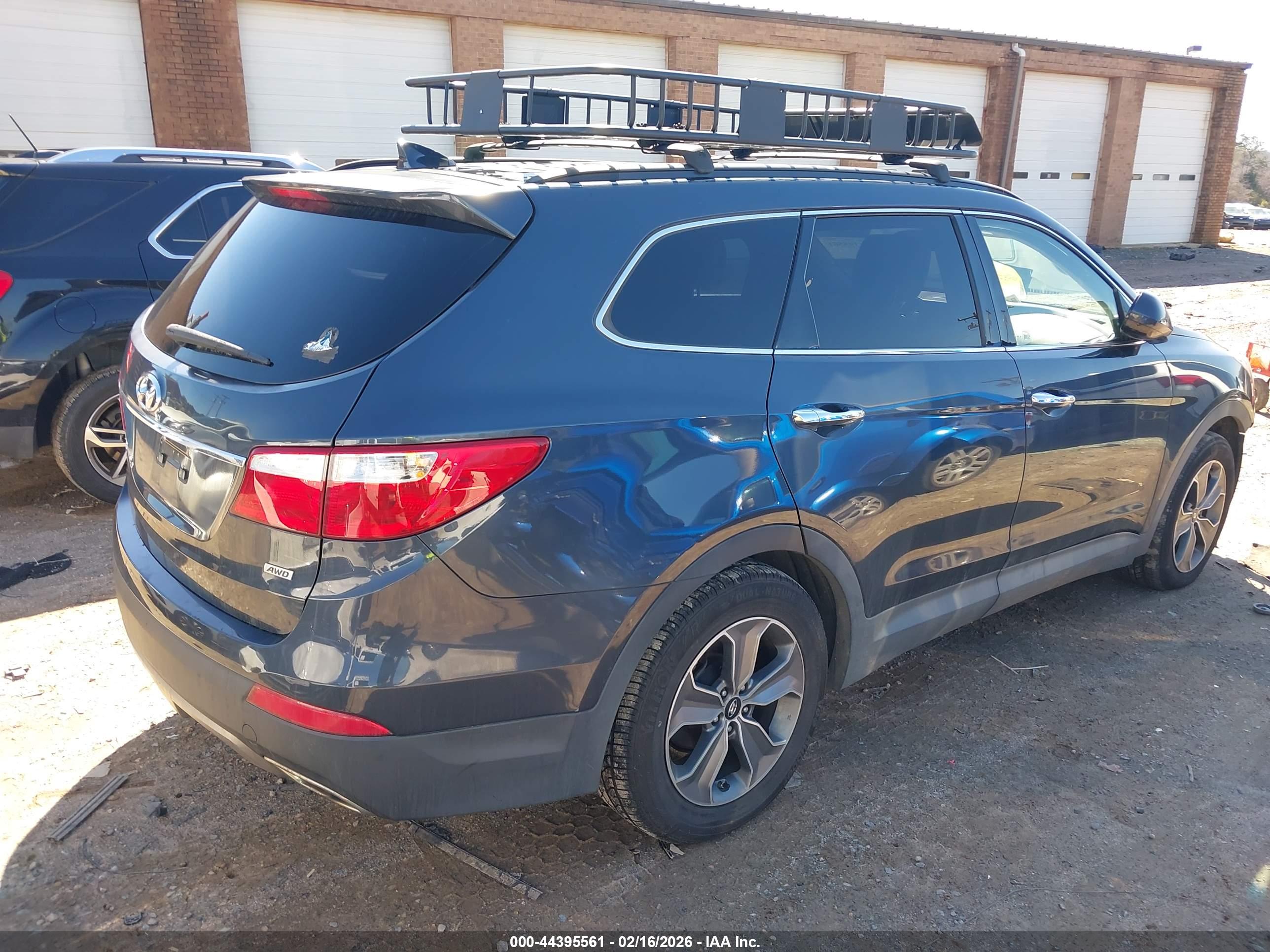 HYUNDAI SANTA image 4