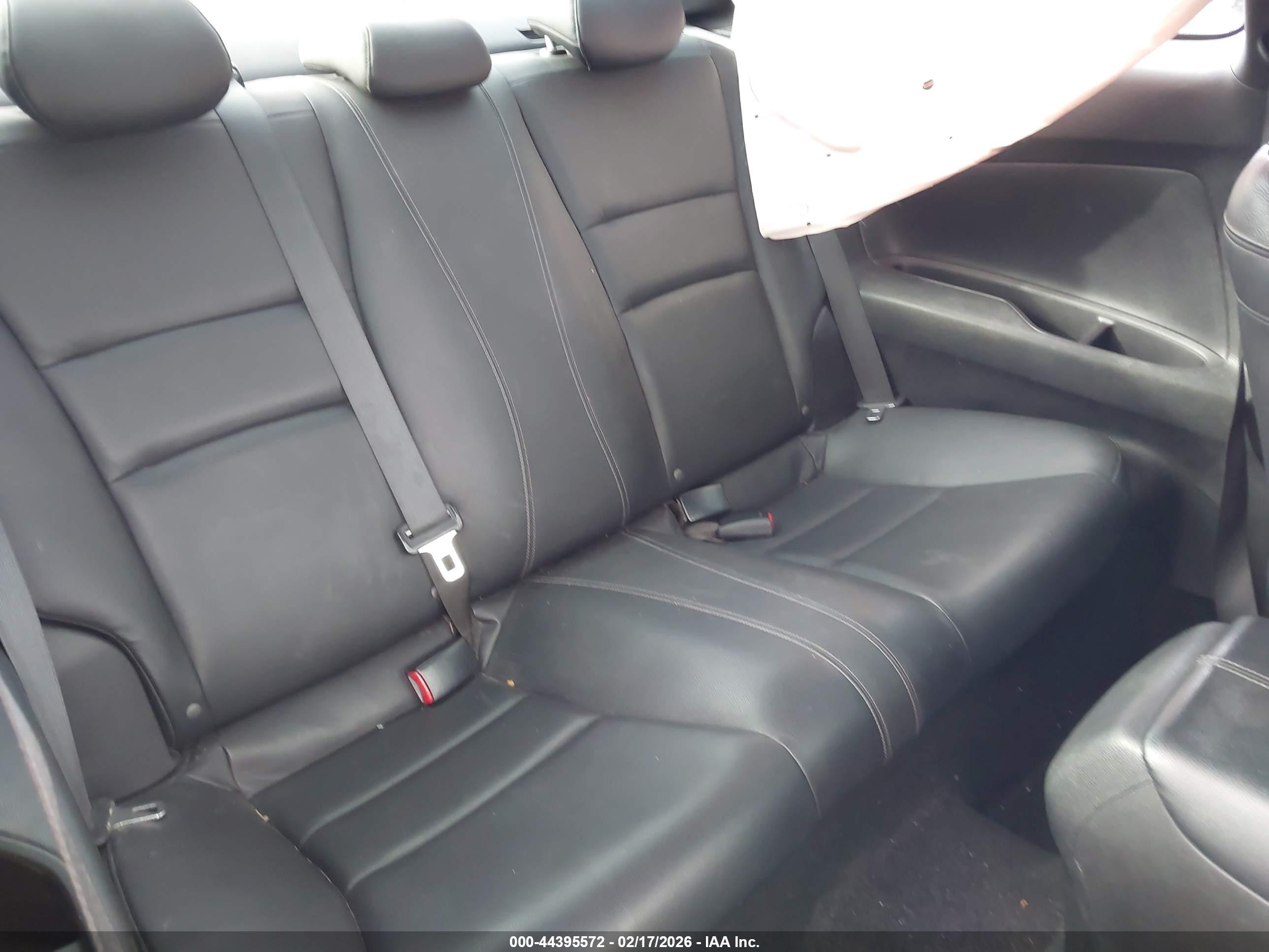 HONDA ACCORD image 8
