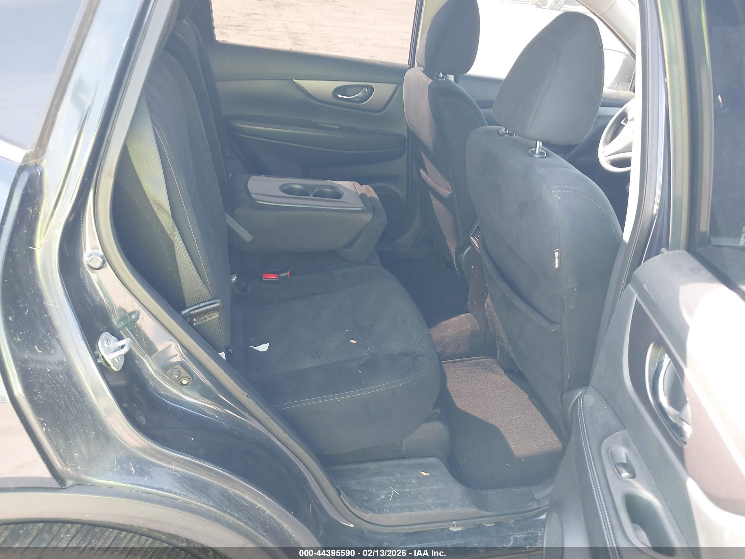 NISSAN ROGUE image 8