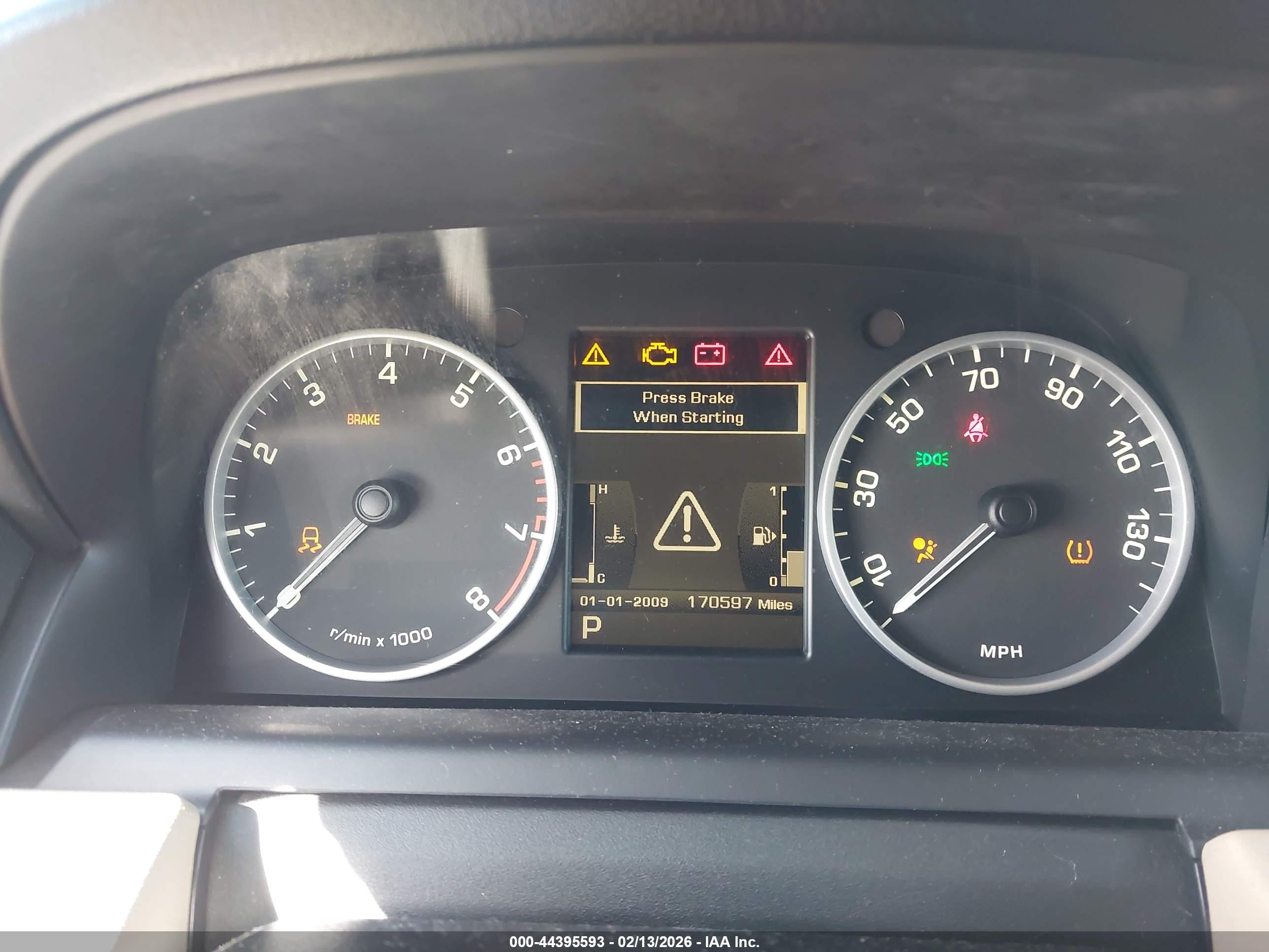 LAND ROVER image 7