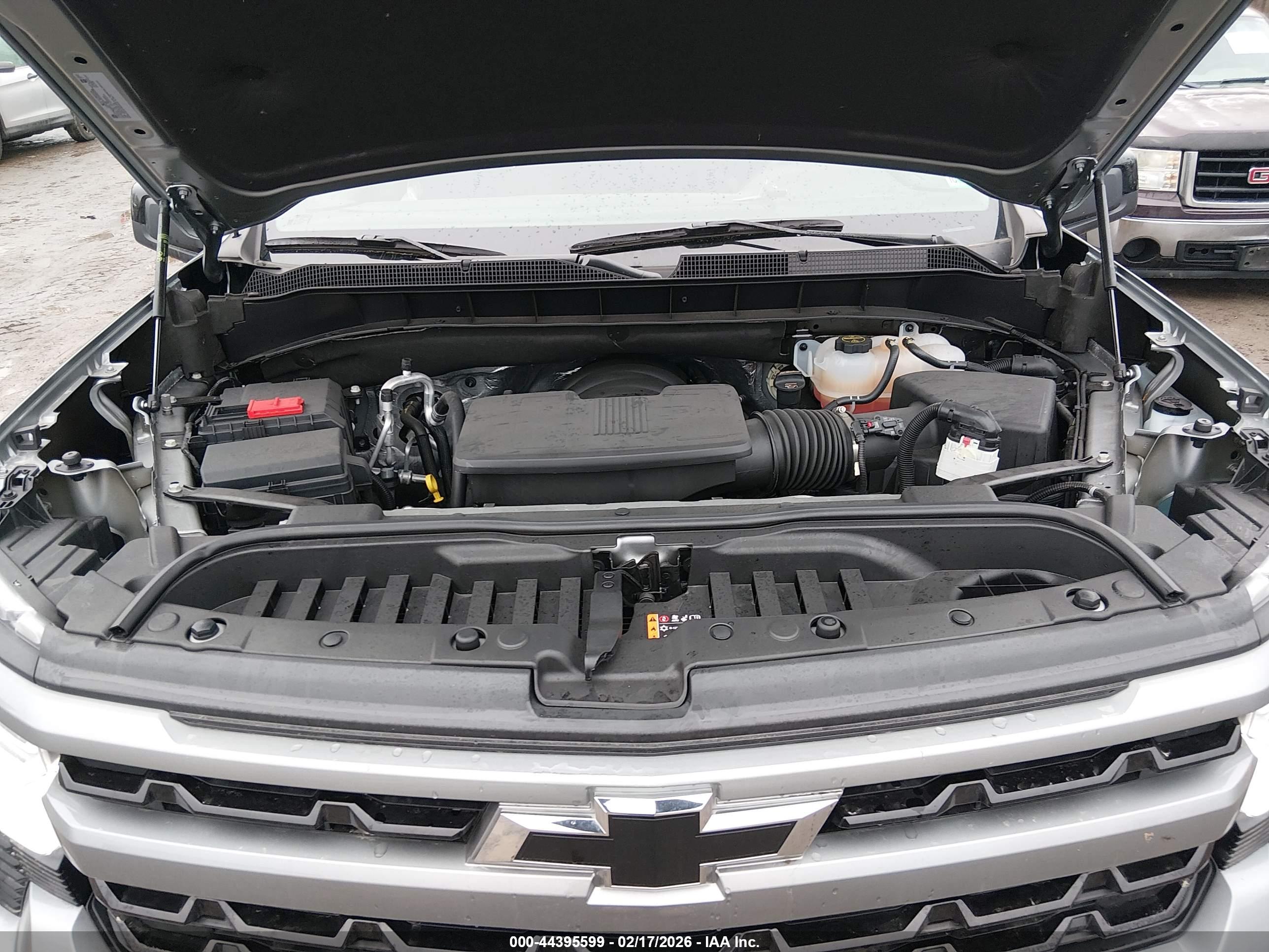CHEVROLET SILVERADO image 10