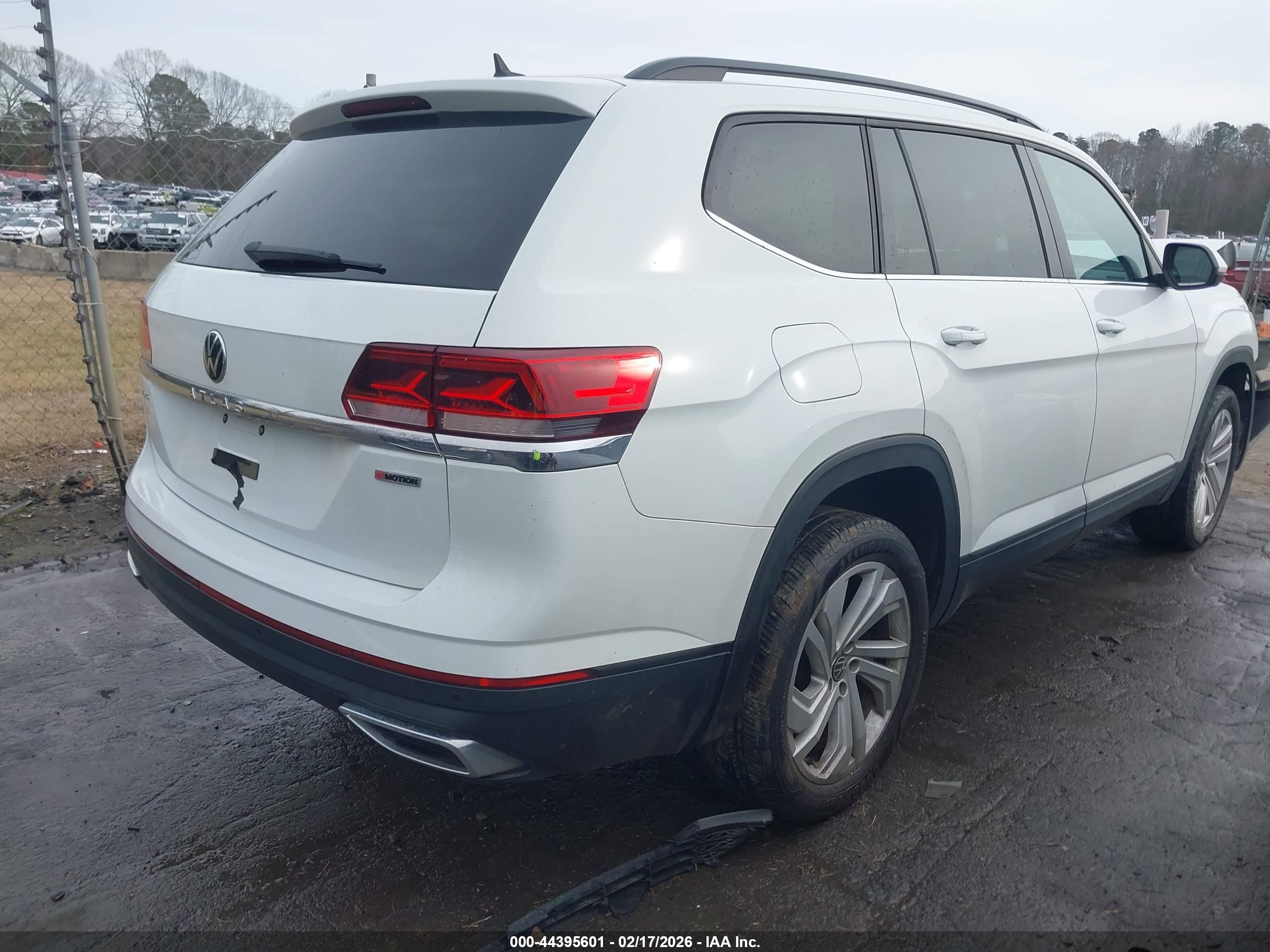 VOLKSWAGEN ATLAS image 4