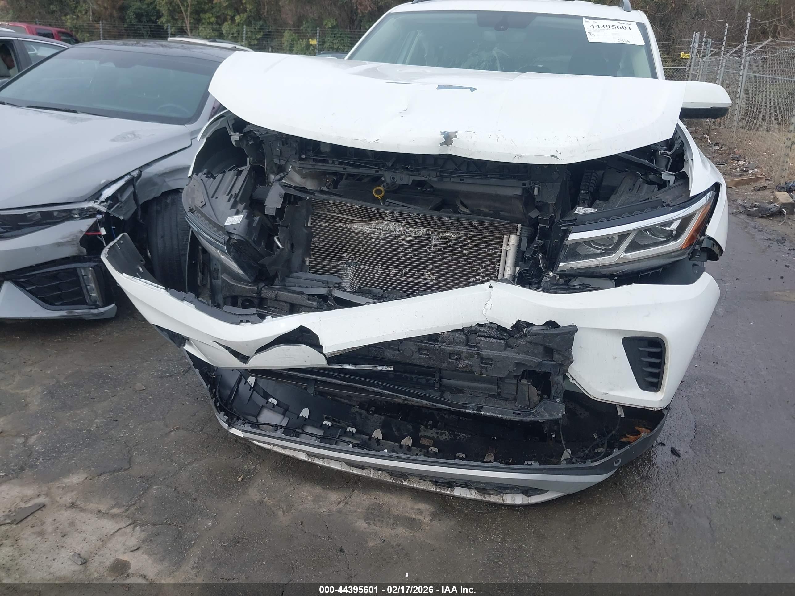 VOLKSWAGEN ATLAS image 6