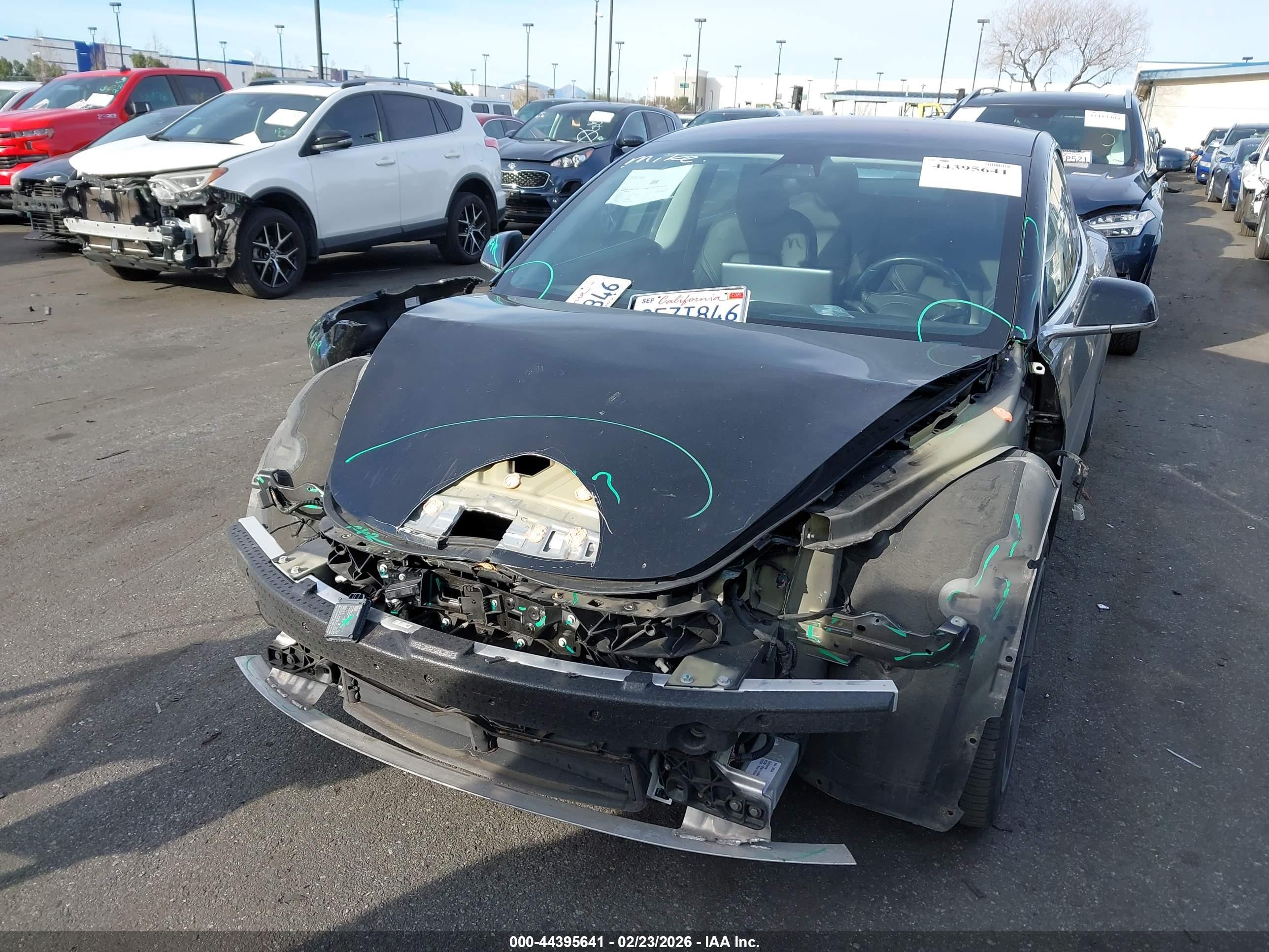 TESLA MODEL image 6