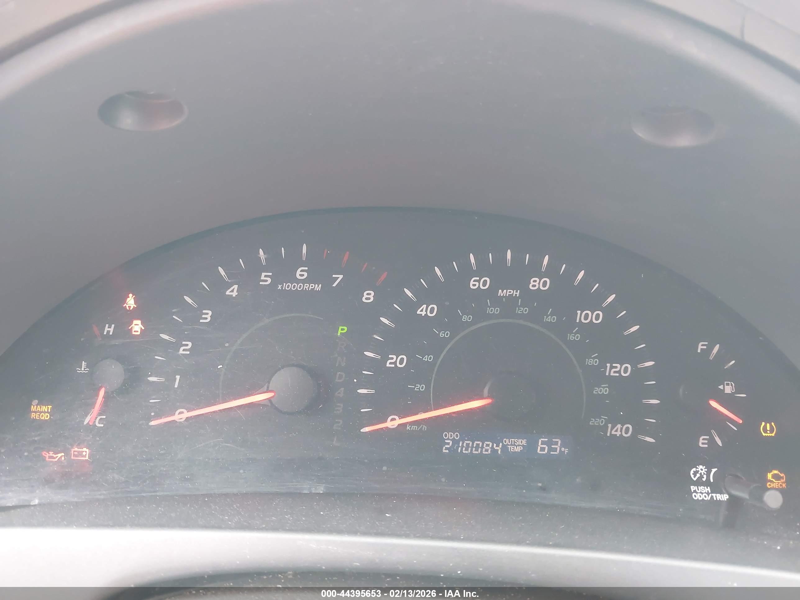 TOYOTA CAMRY image 7