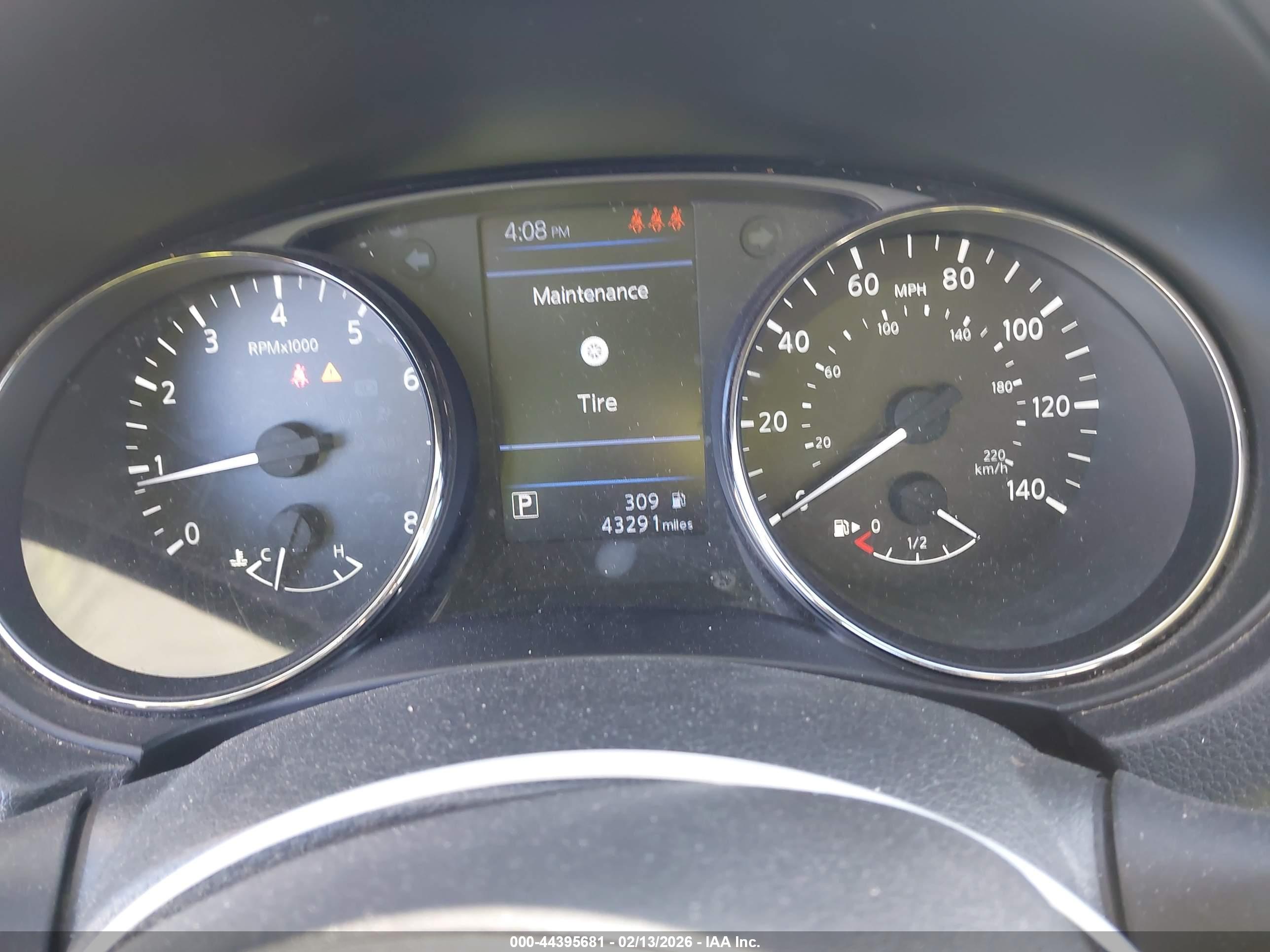 NISSAN ROGUE image 7