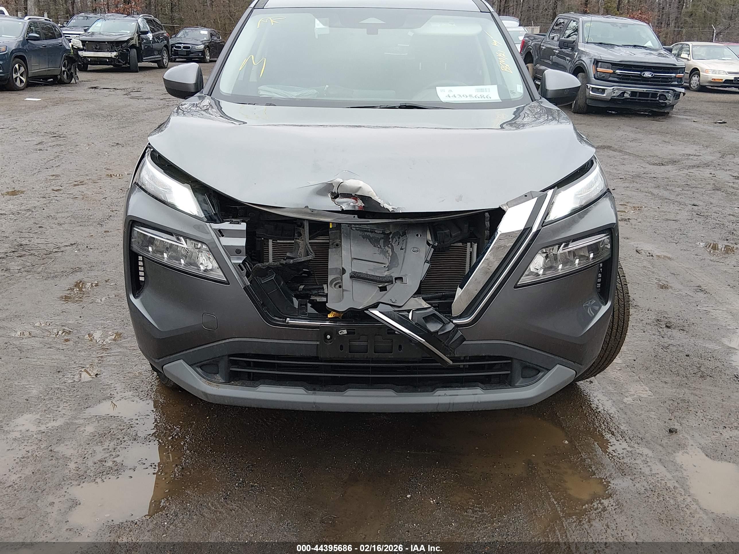 NISSAN ROGUE image 6