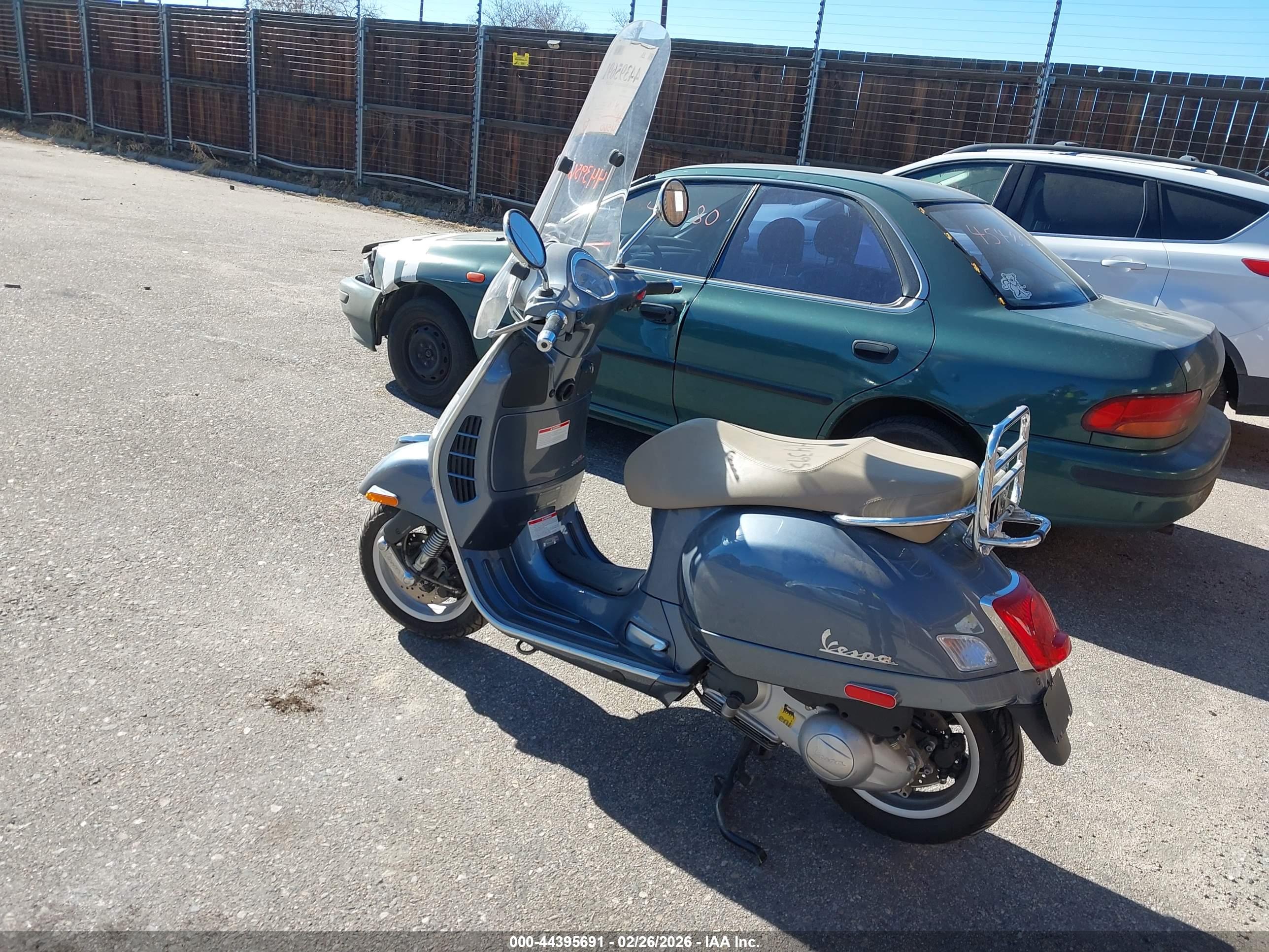 VESPA GTS image 3
