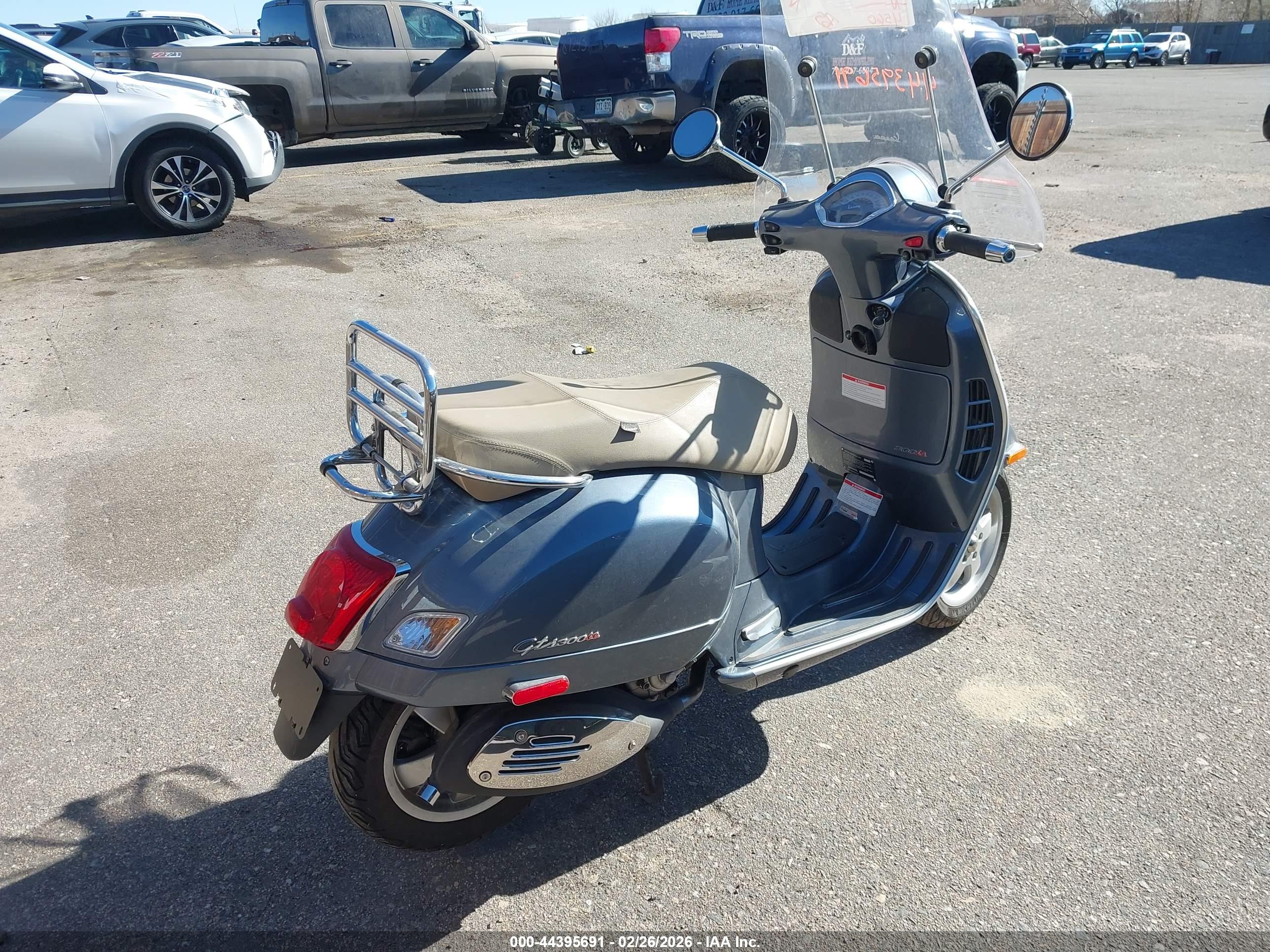 VESPA GTS image 4