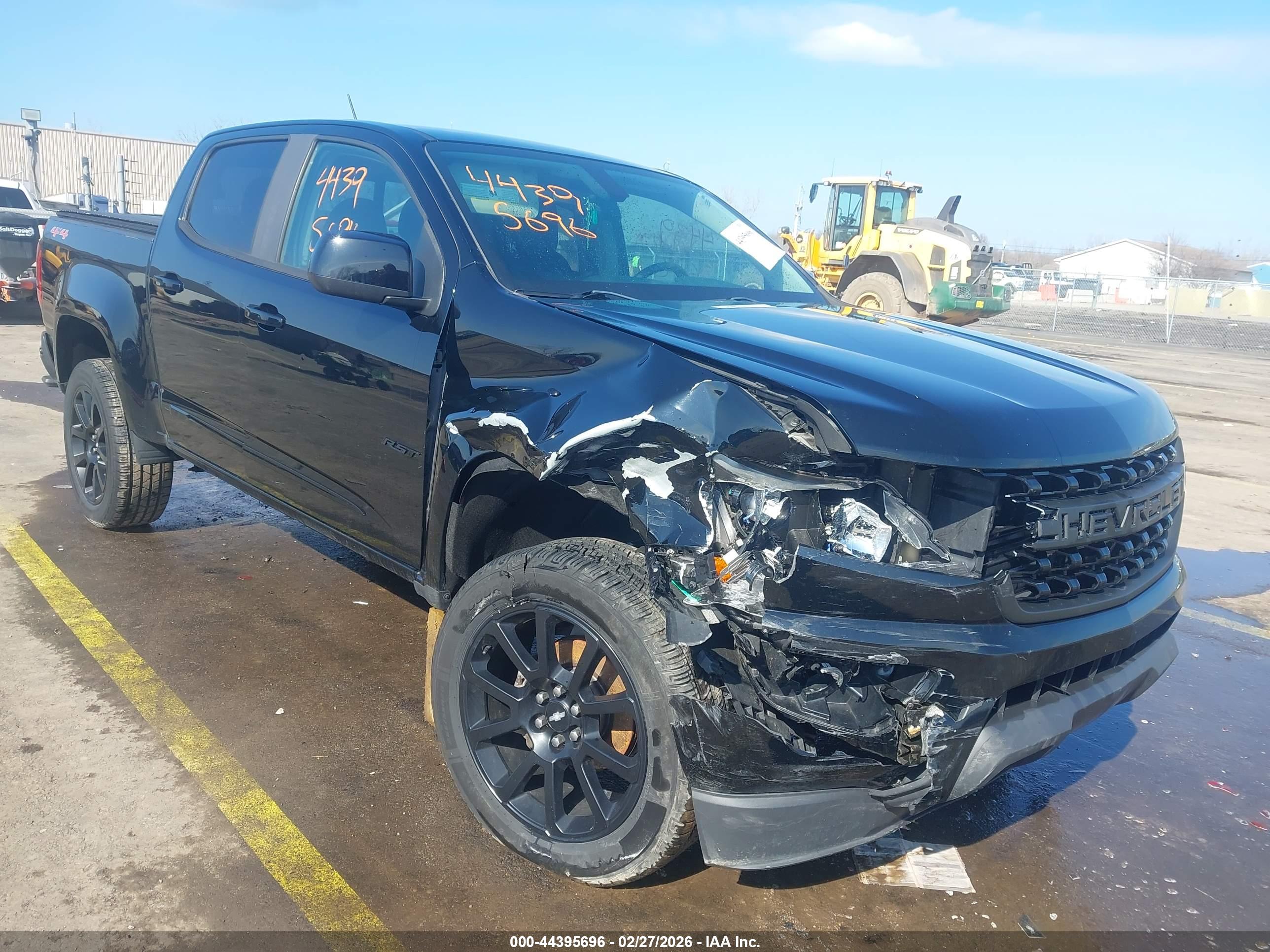 CHEVROLET COLORADO image 6