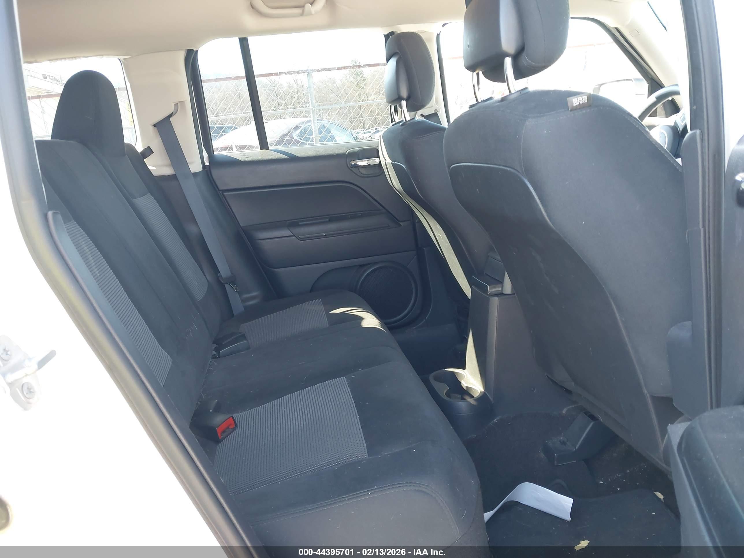 JEEP PATRIOT image 8