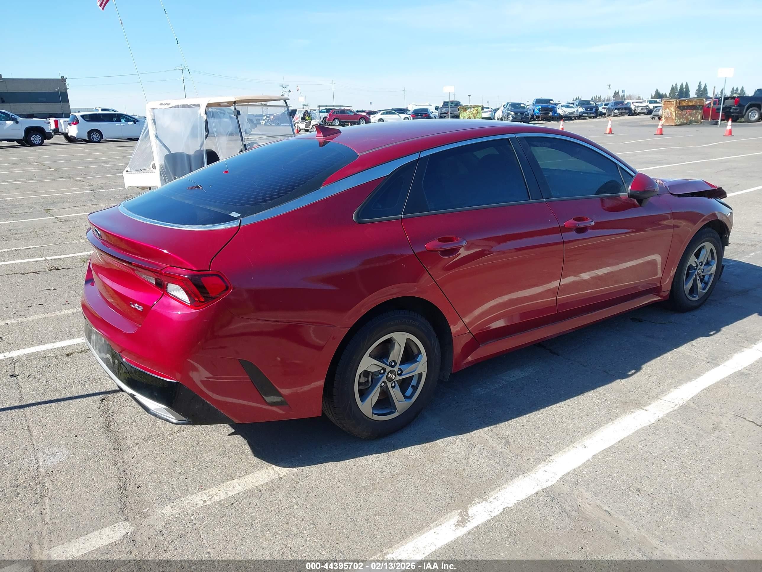 KIA K5 image 4