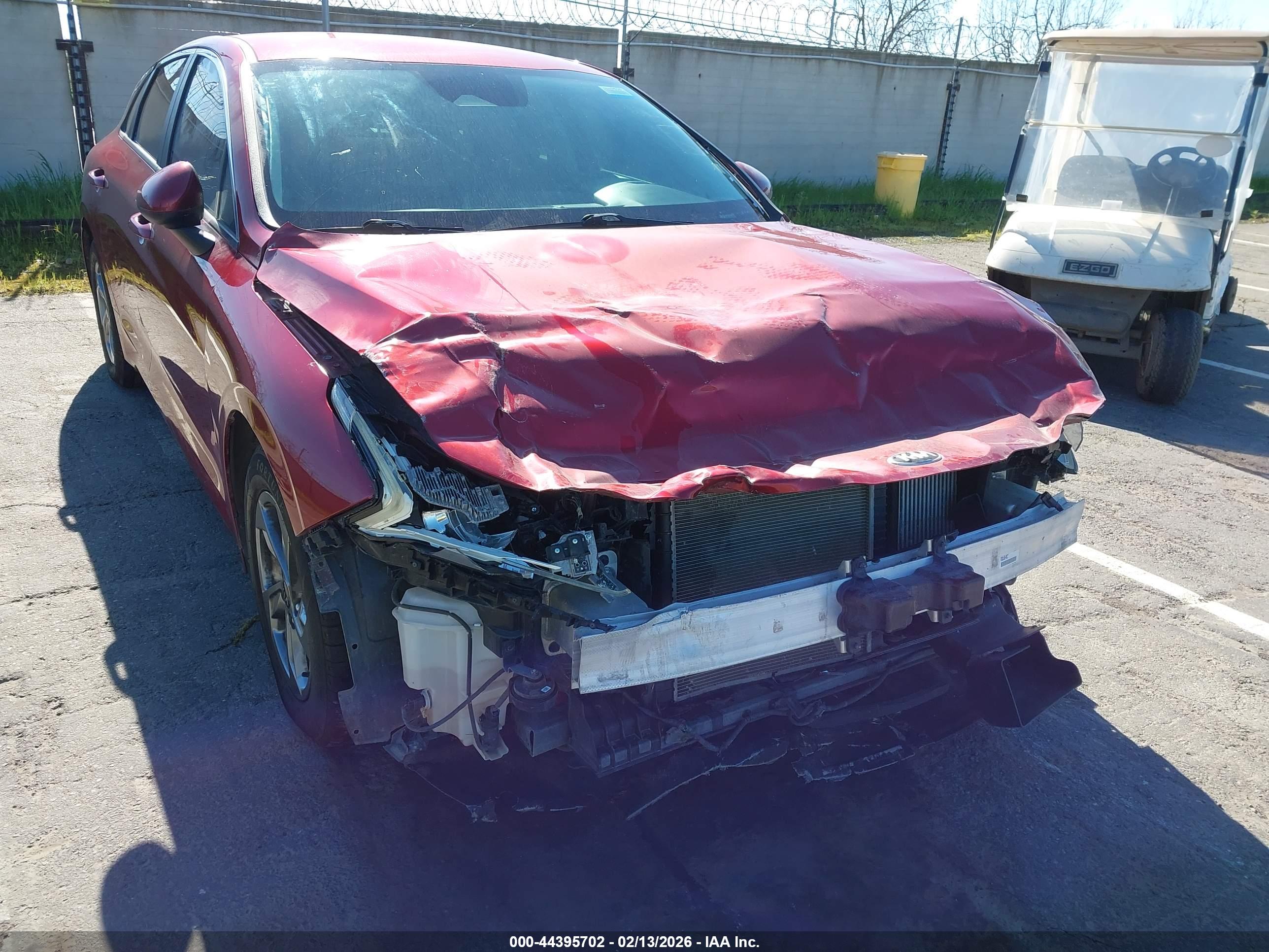 KIA K5 image 6