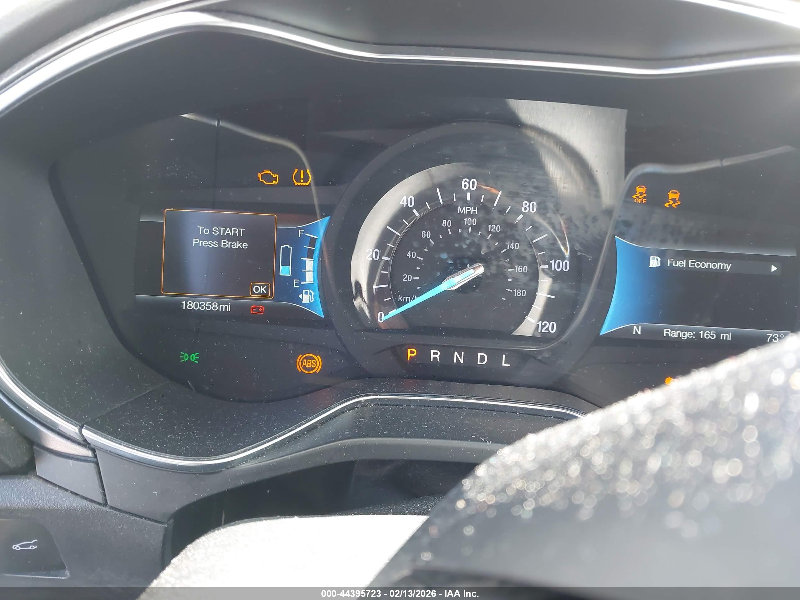 FORD FUSION image 7