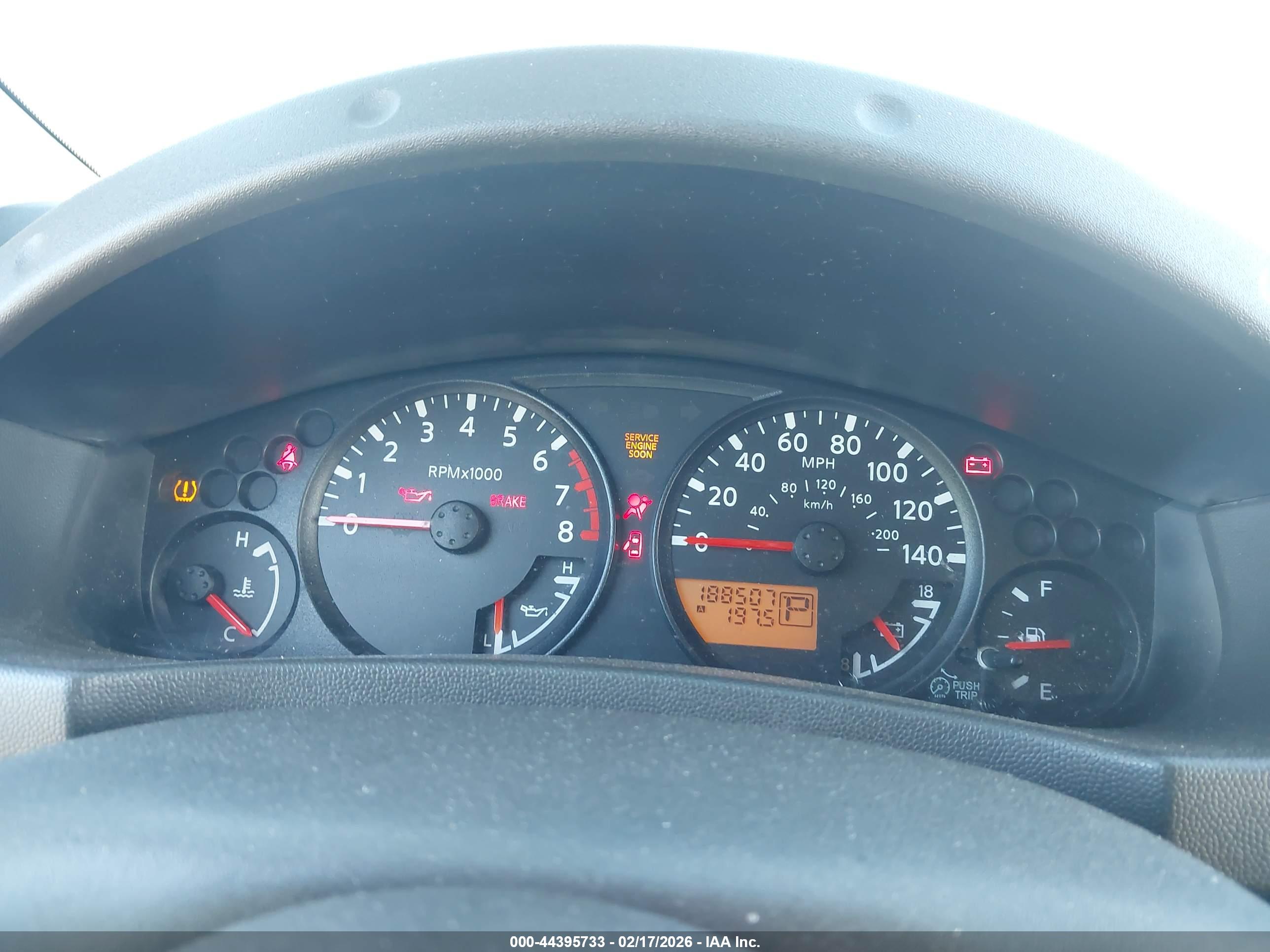 NISSAN FRONTIER image 7