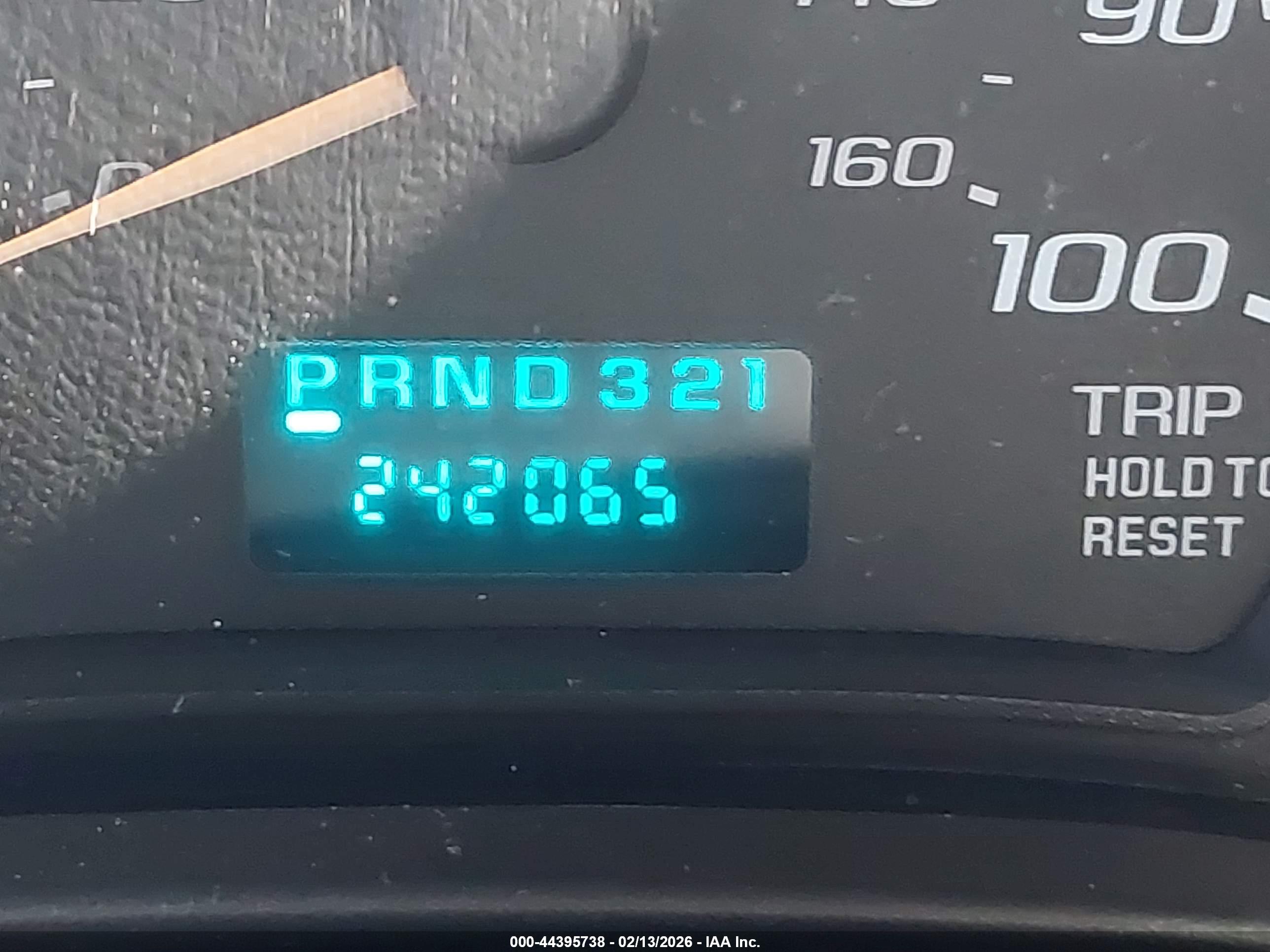 CHEVROLET EXPRESS image 7