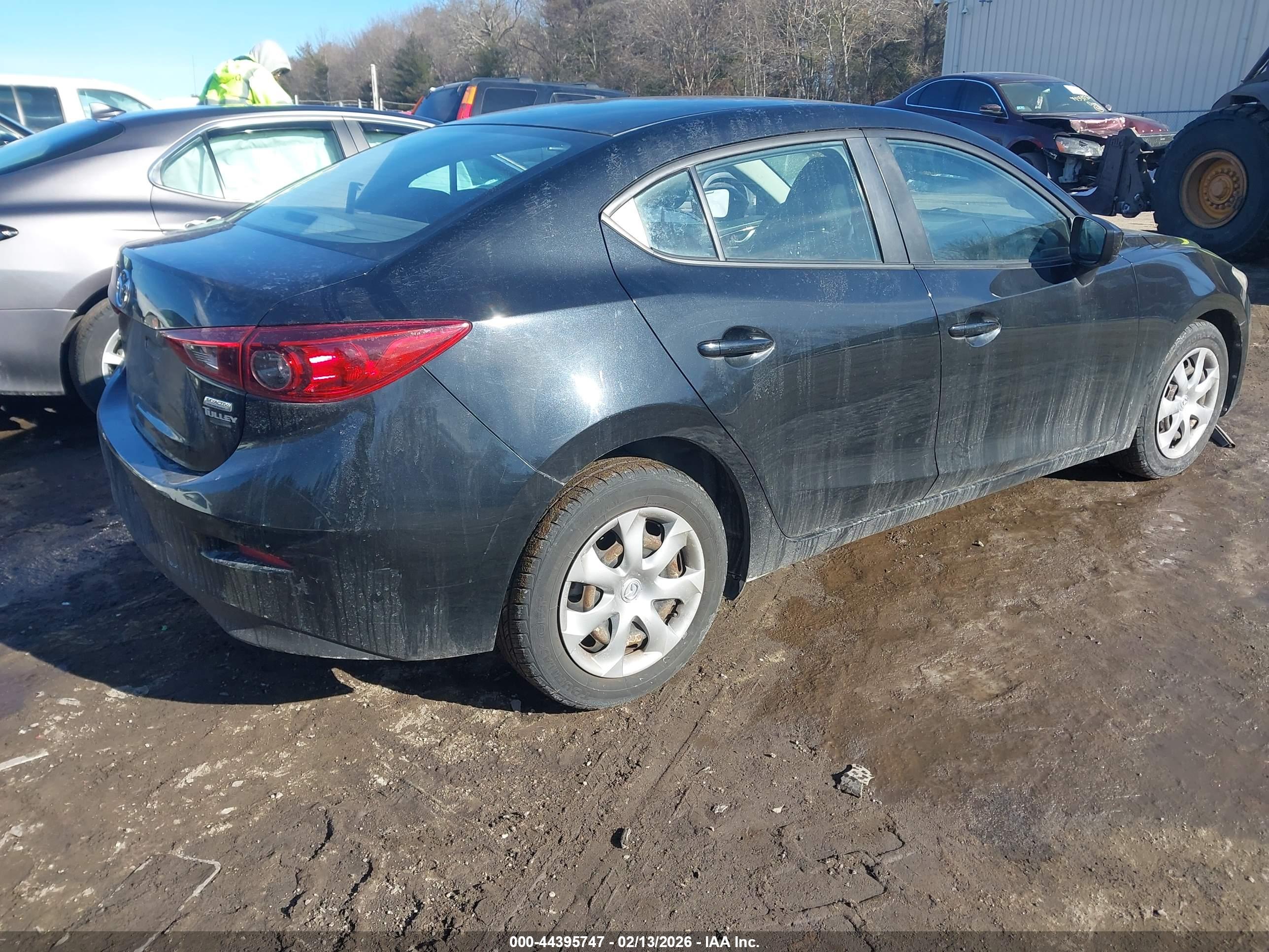 MAZDA MAZDA3 image 4