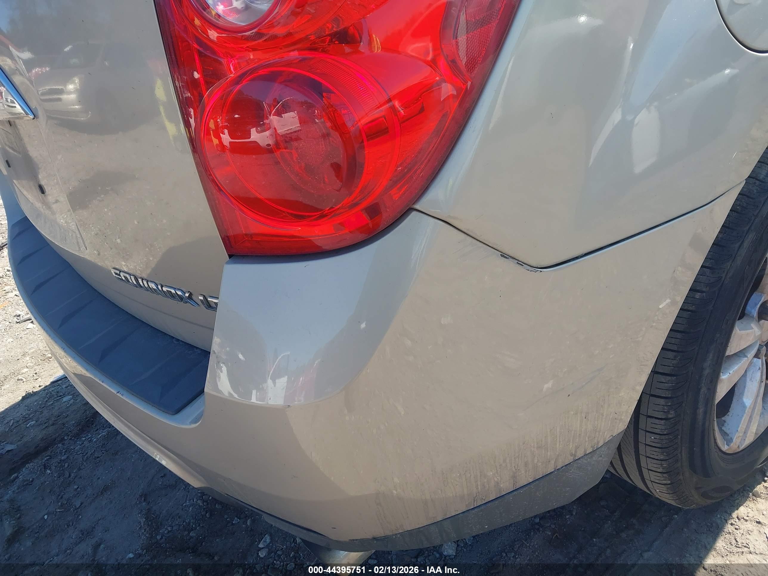 CHEVROLET EQUINOX image 6