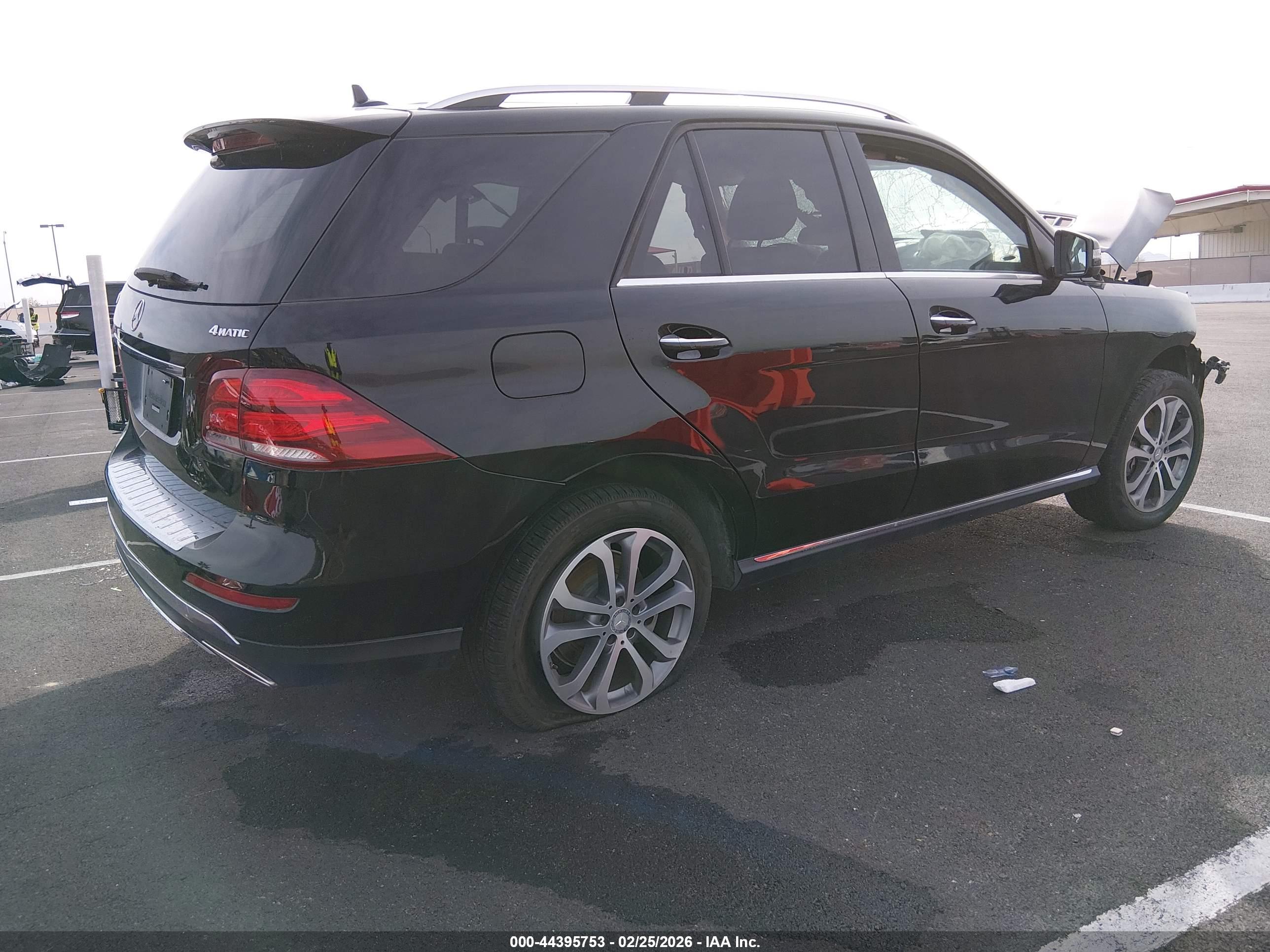 MERCEDES-BENZ GLE image 4