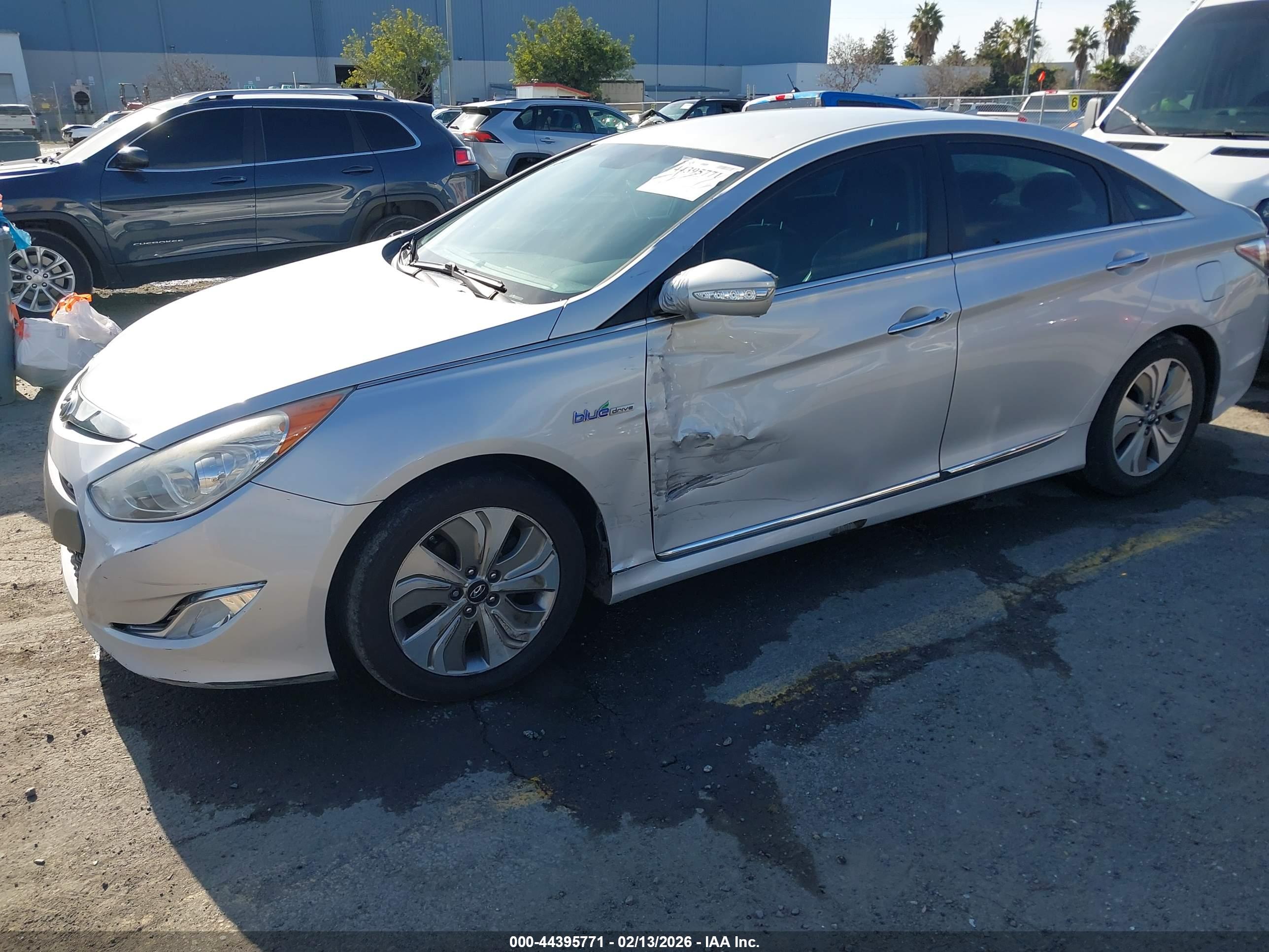 HYUNDAI SONATA image 6