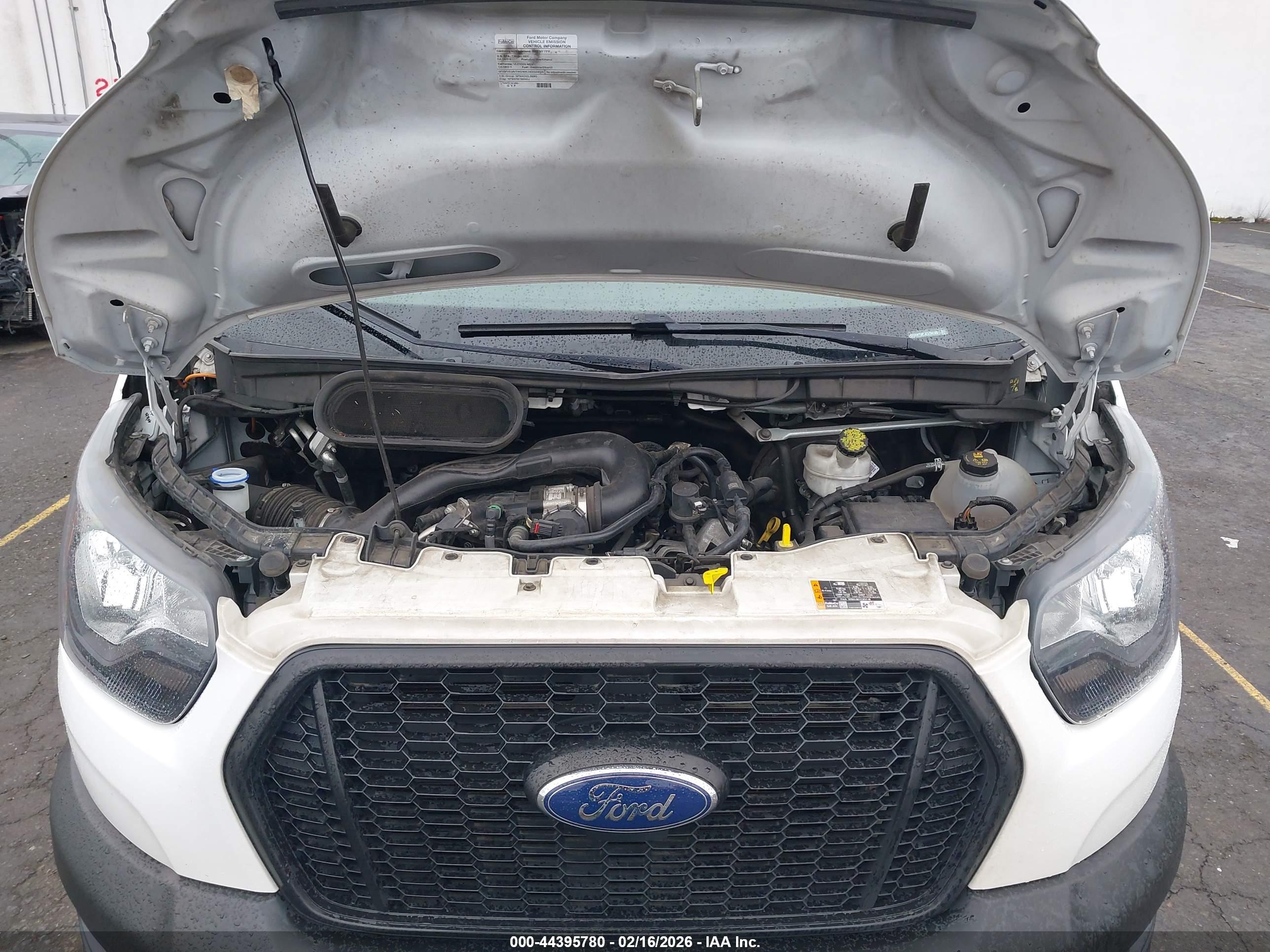FORD TRANSIT-250 image 10
