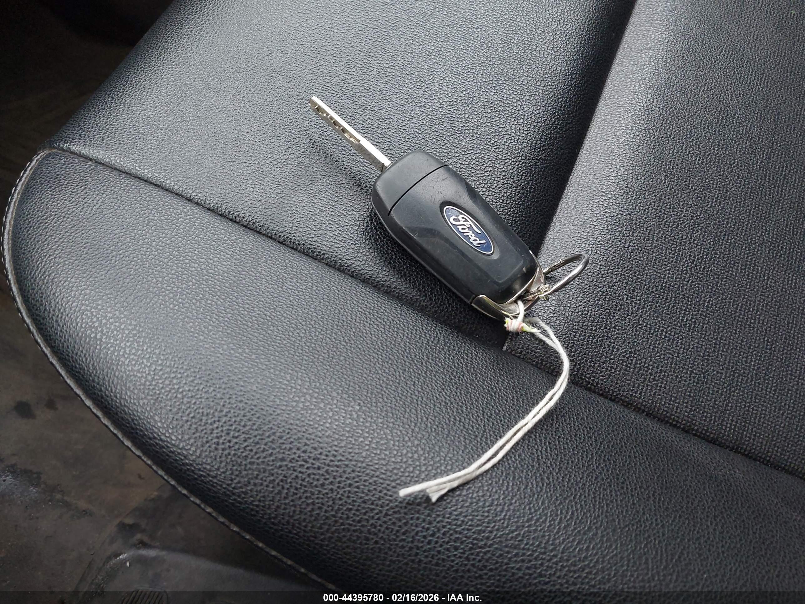FORD TRANSIT-250 image 11