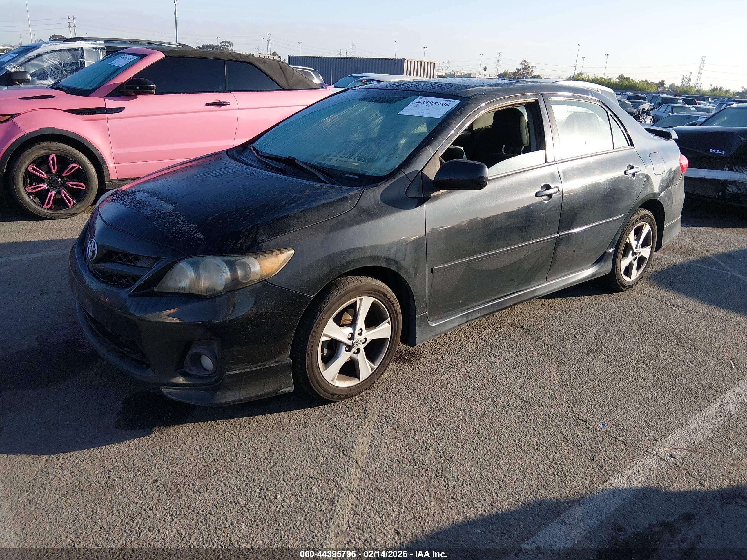 TOYOTA COROLLA image 2