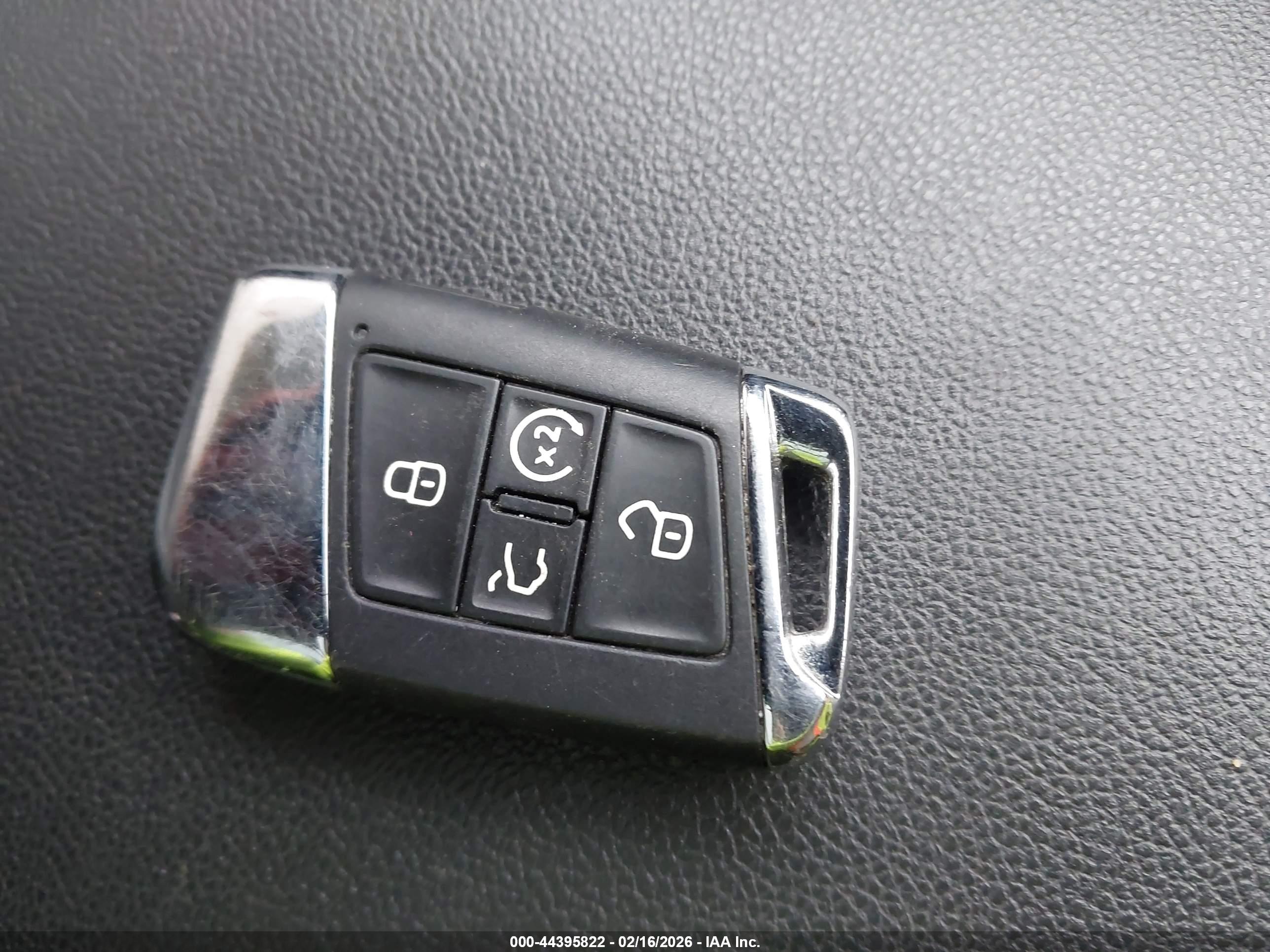 VOLKSWAGEN ATLAS image 11
