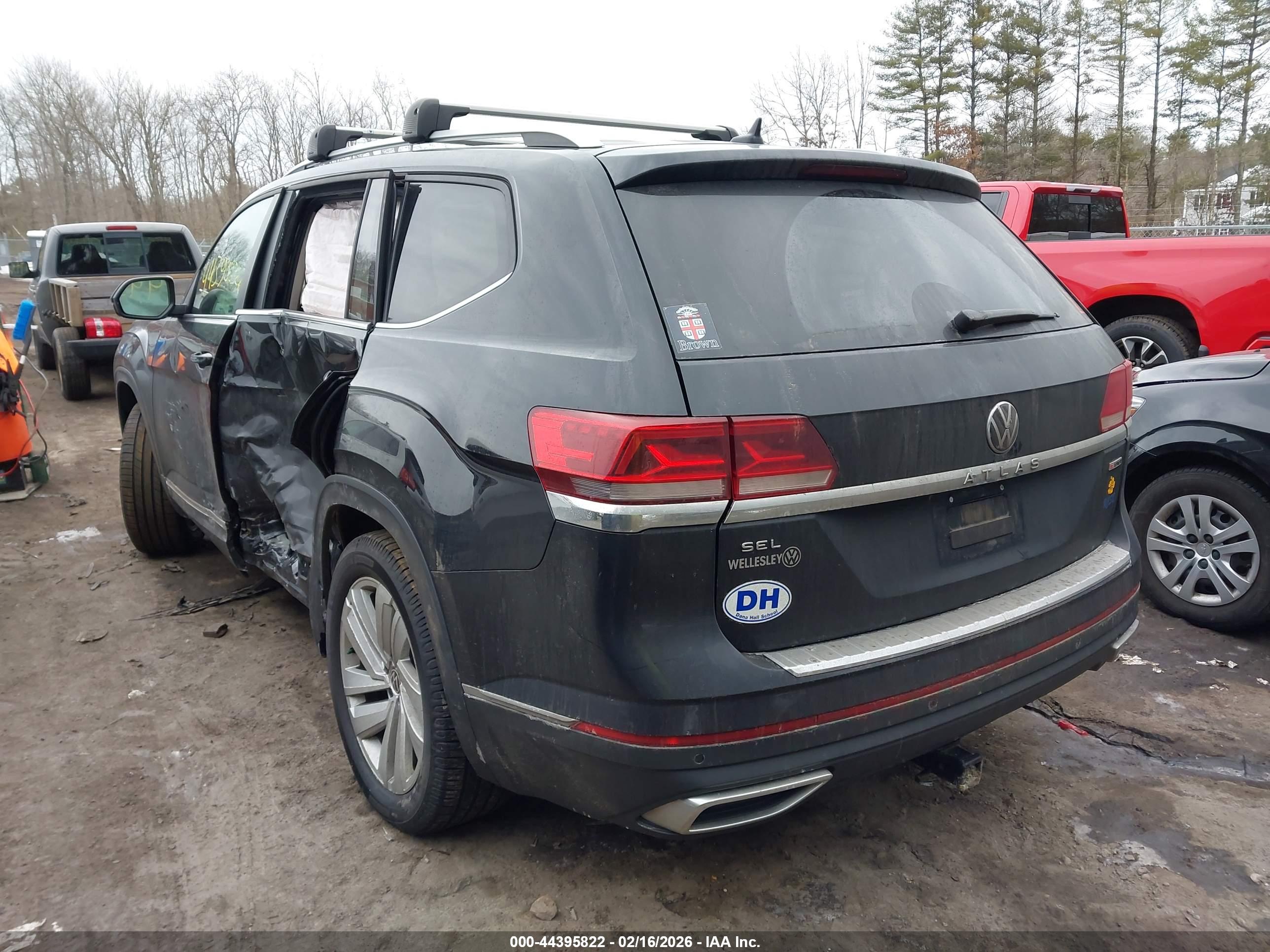 VOLKSWAGEN ATLAS image 3