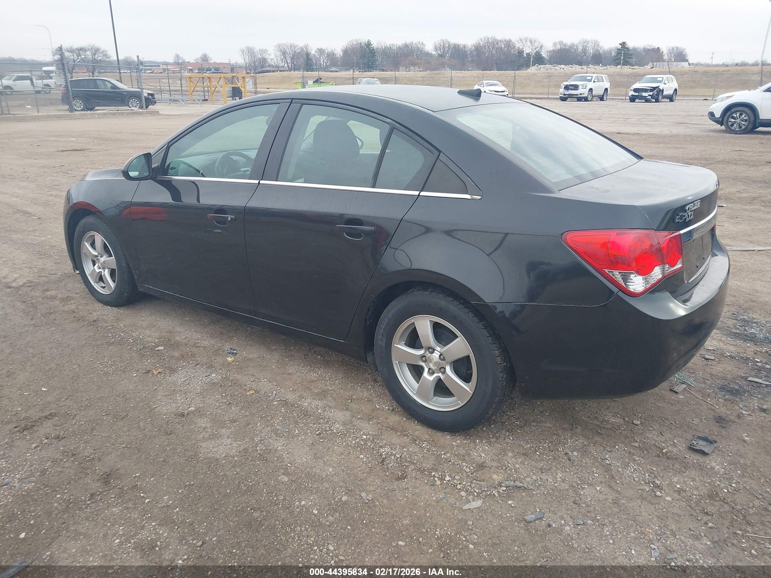 CHEVROLET CRUZE image 3