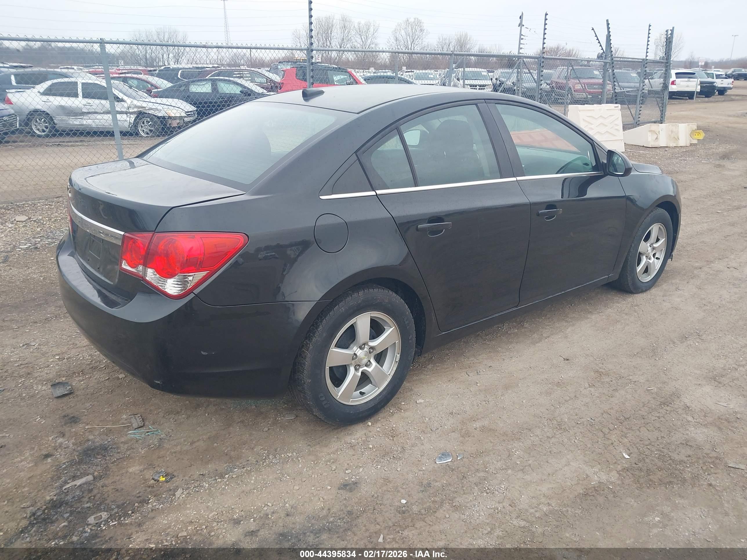 CHEVROLET CRUZE image 4
