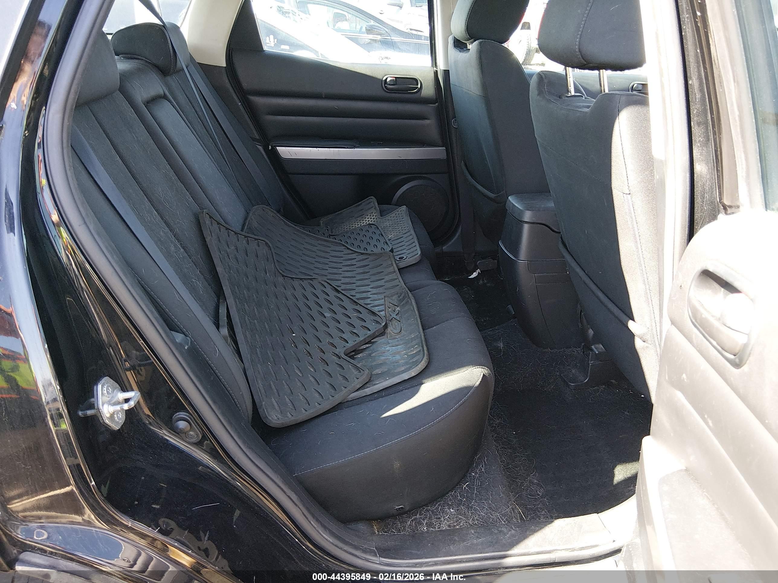 MAZDA CX-7 image 8