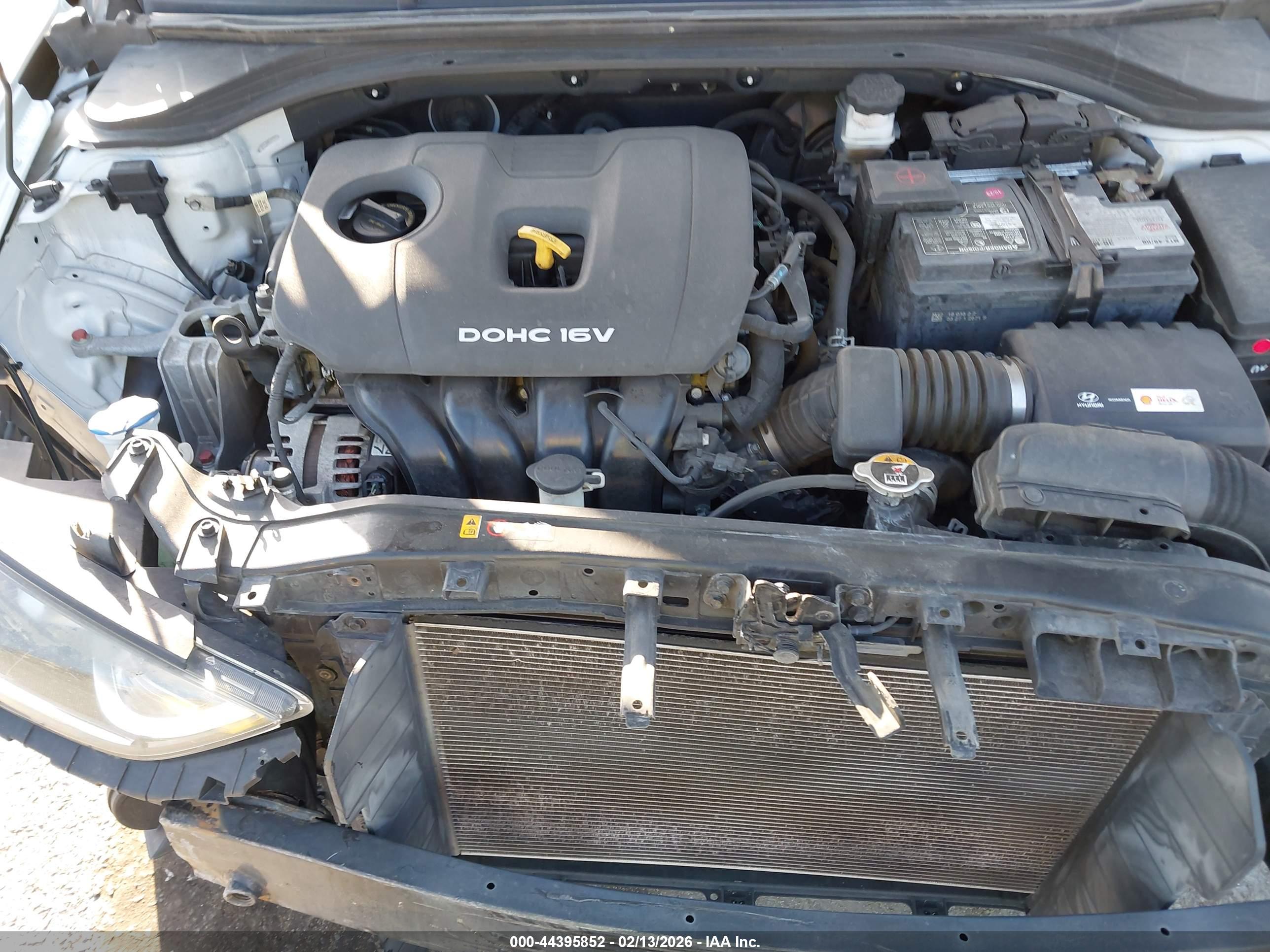 HYUNDAI ELANTRA image 10