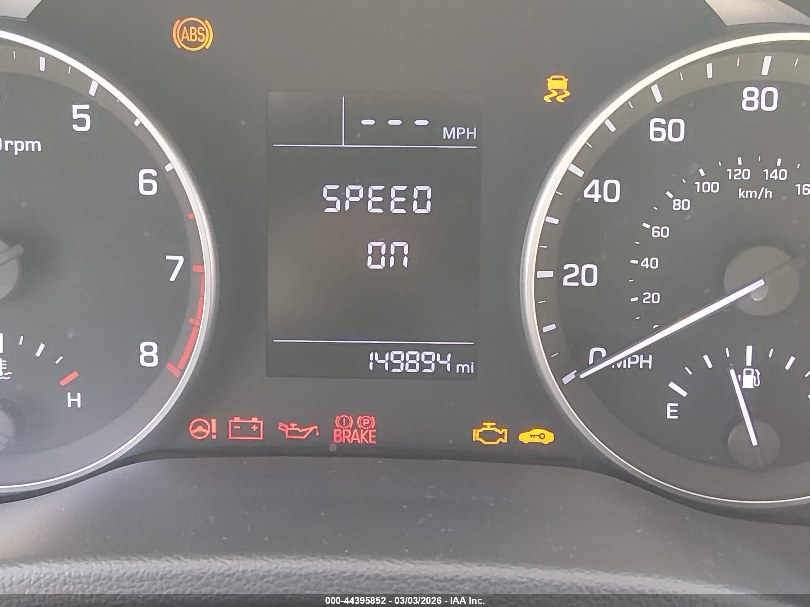 HYUNDAI ELANTRA image 7
