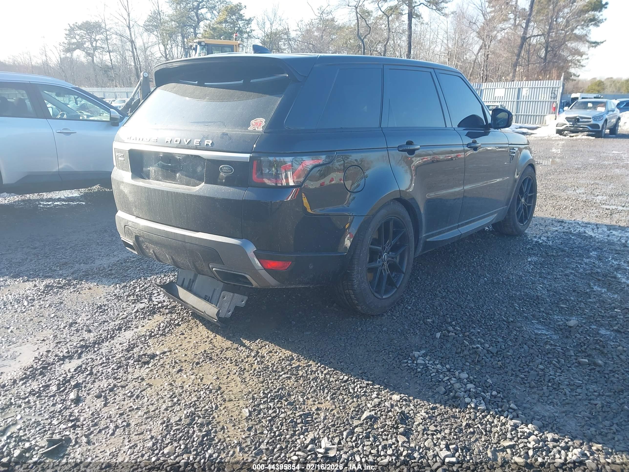 LAND ROVER image 4
