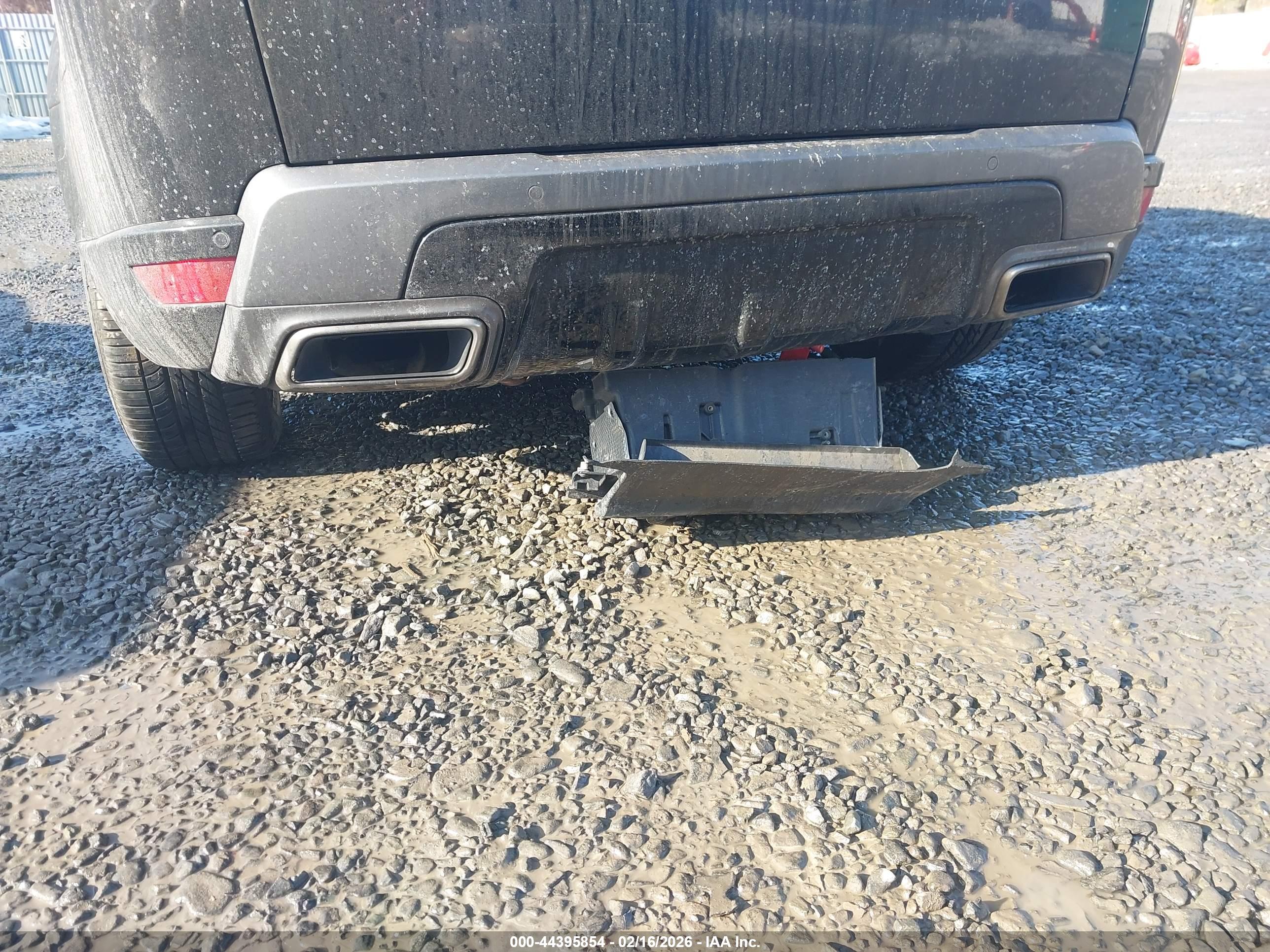 LAND ROVER image 6
