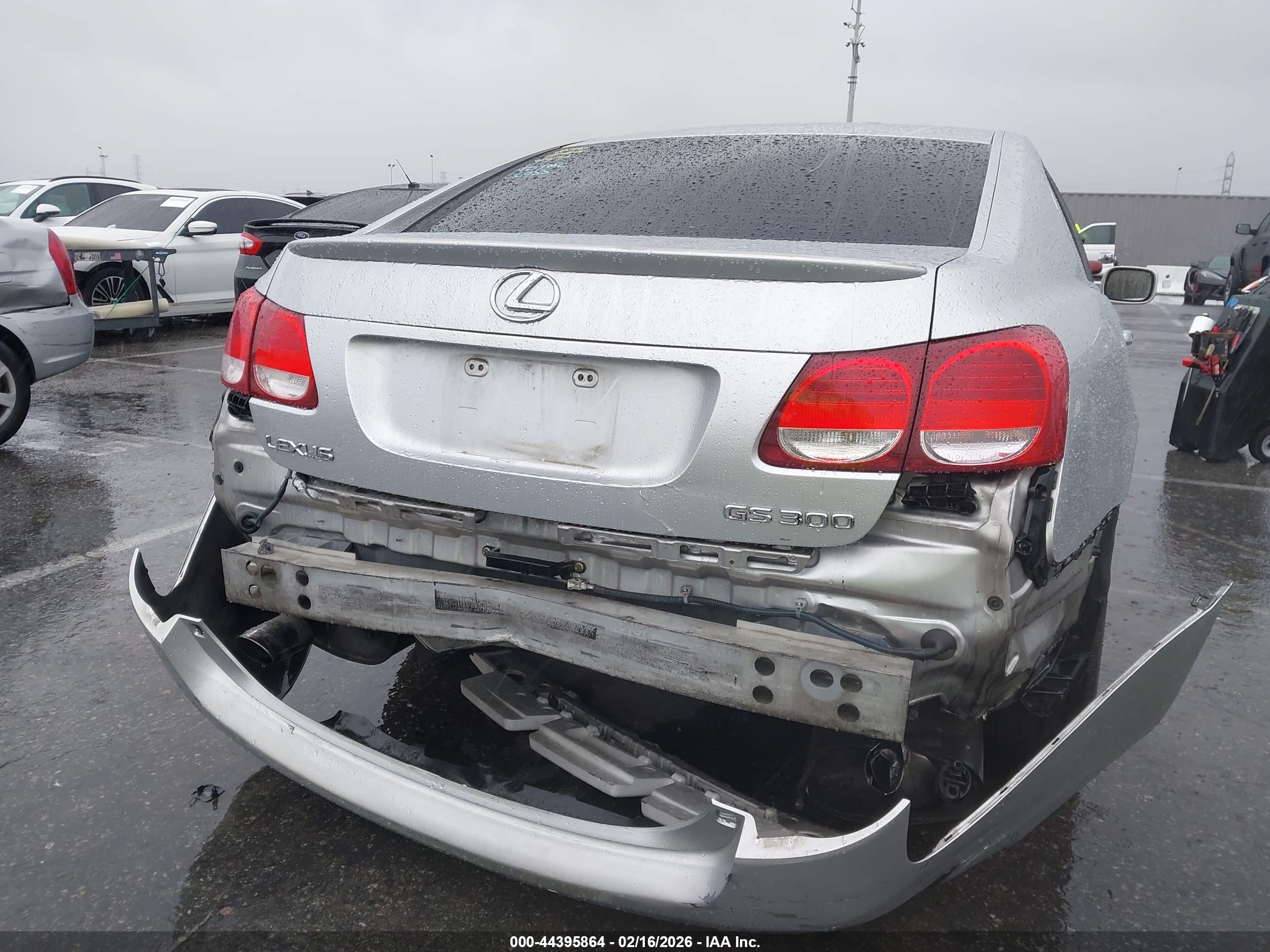 LEXUS GS image 6