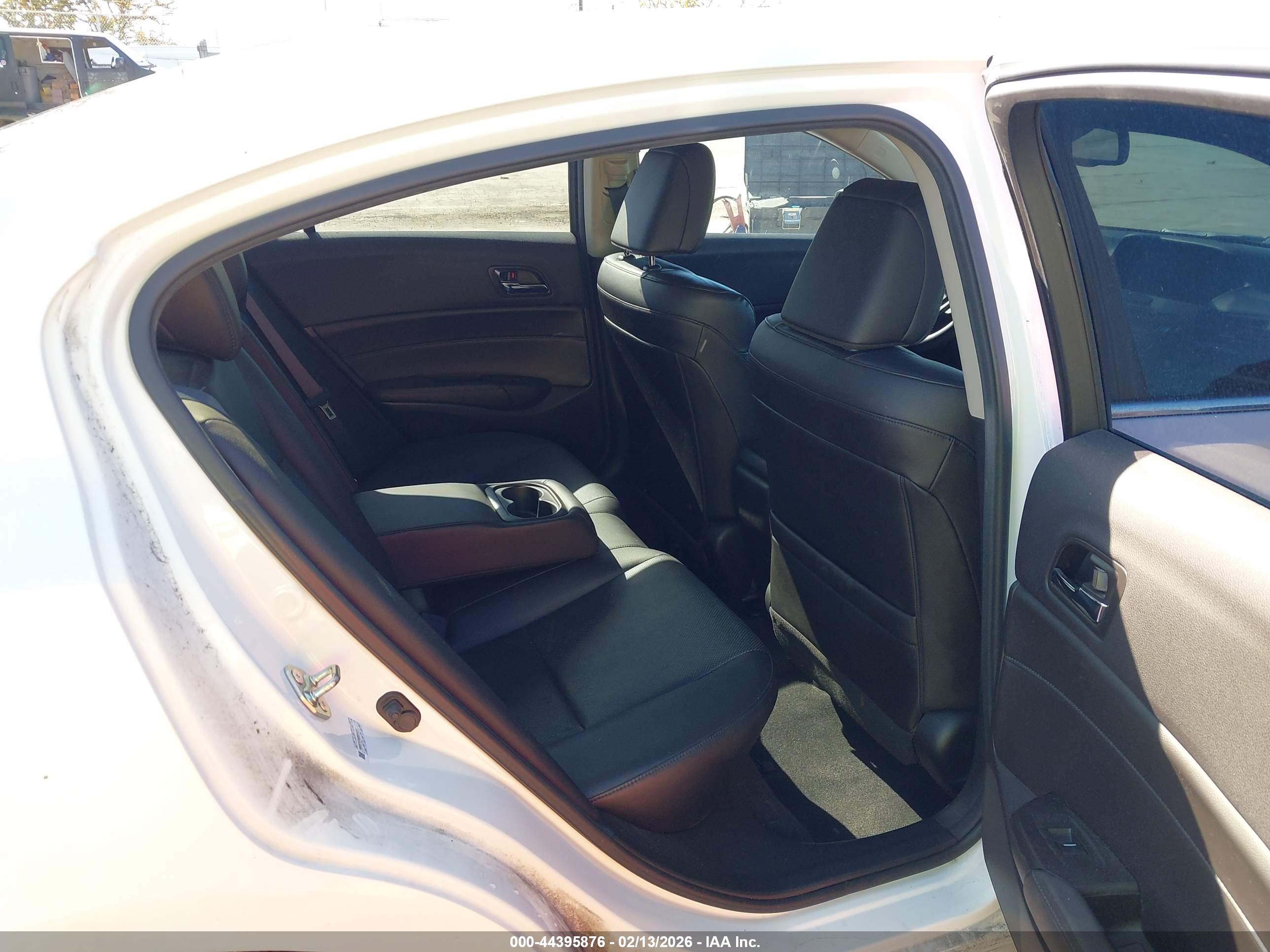 ACURA ILX image 8