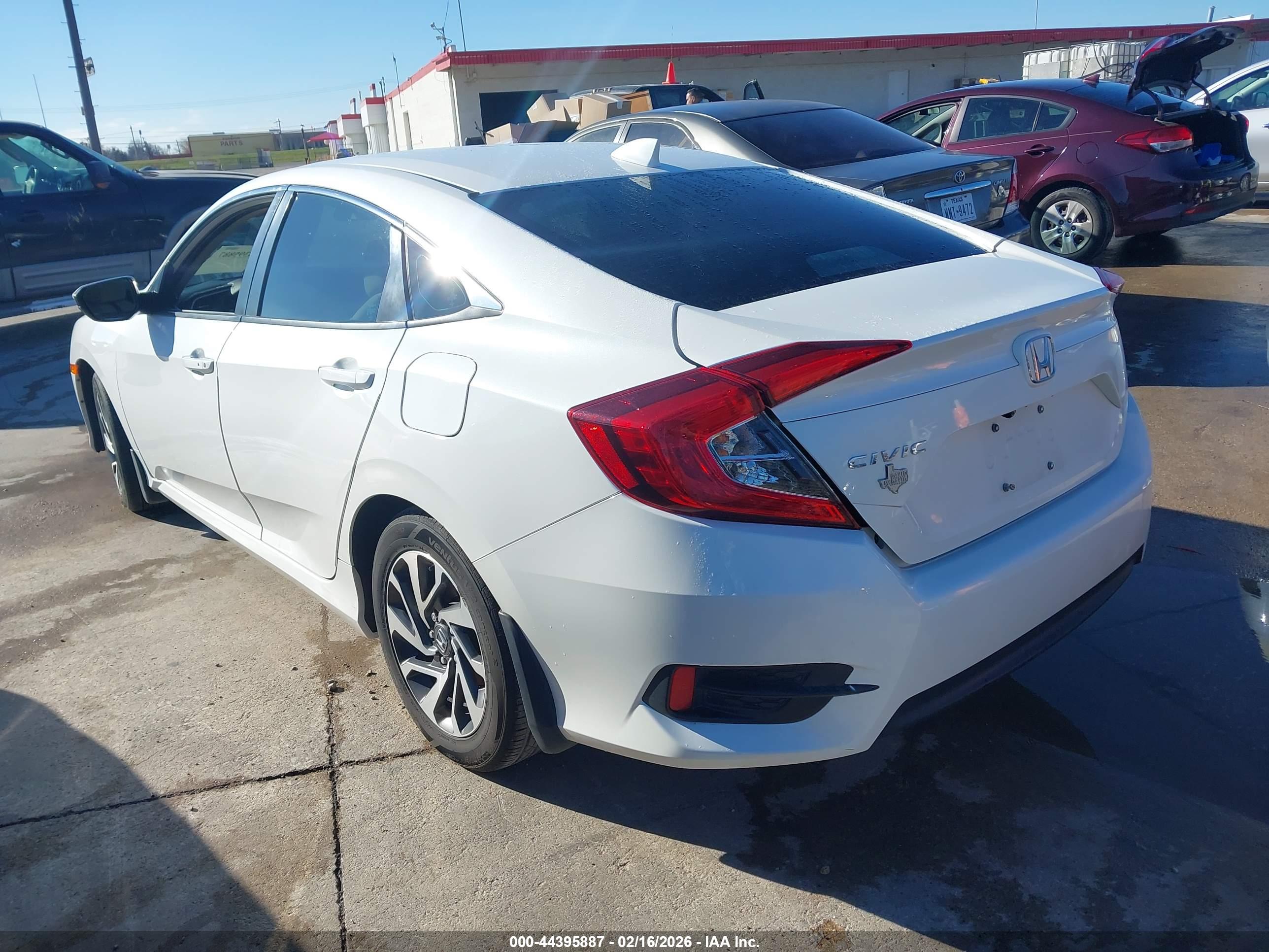 HONDA CIVIC image 3