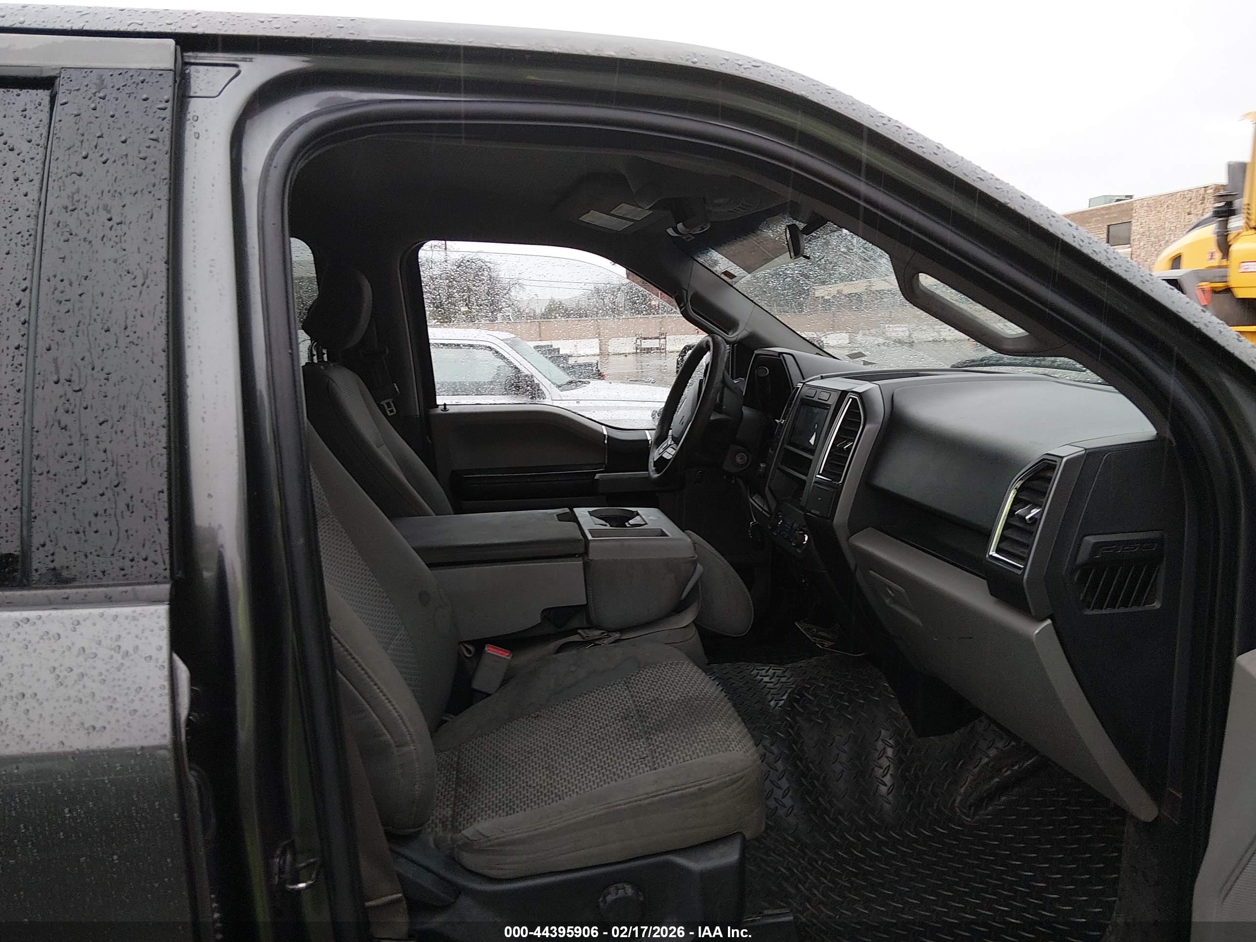 FORD F-150 image 5