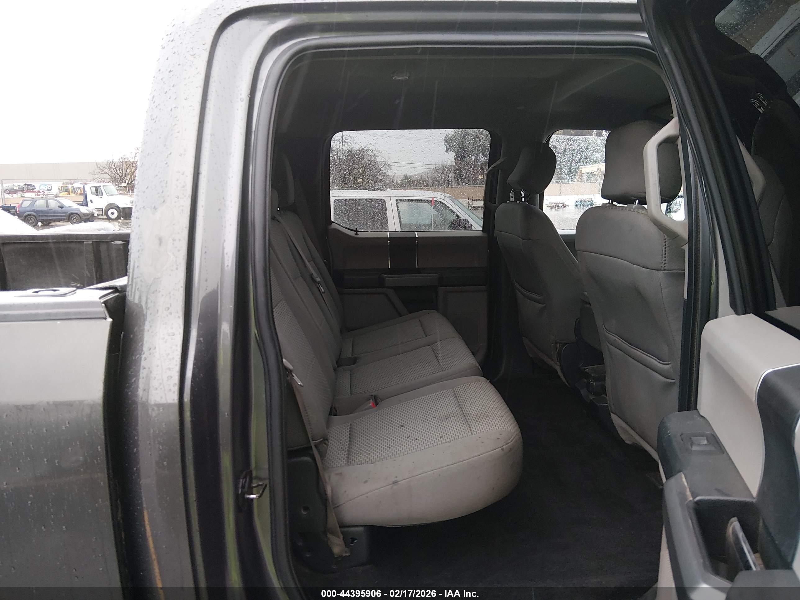 FORD F-150 image 8