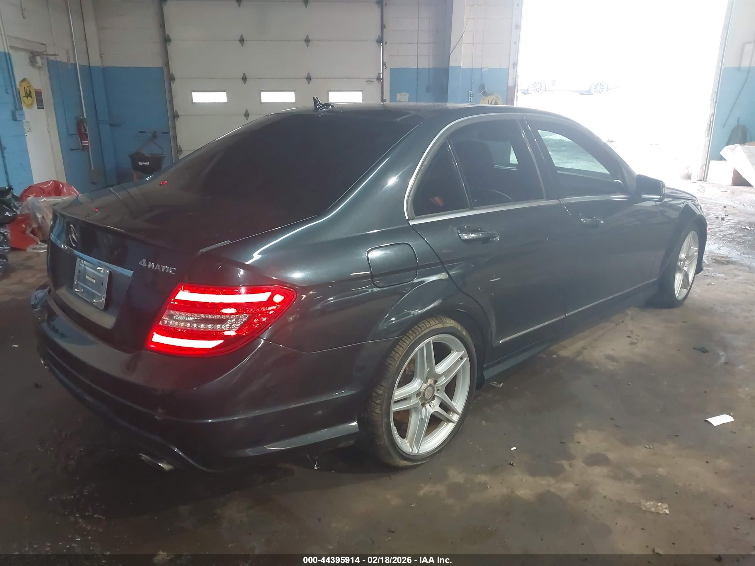 MERCEDES-BENZ C image 4
