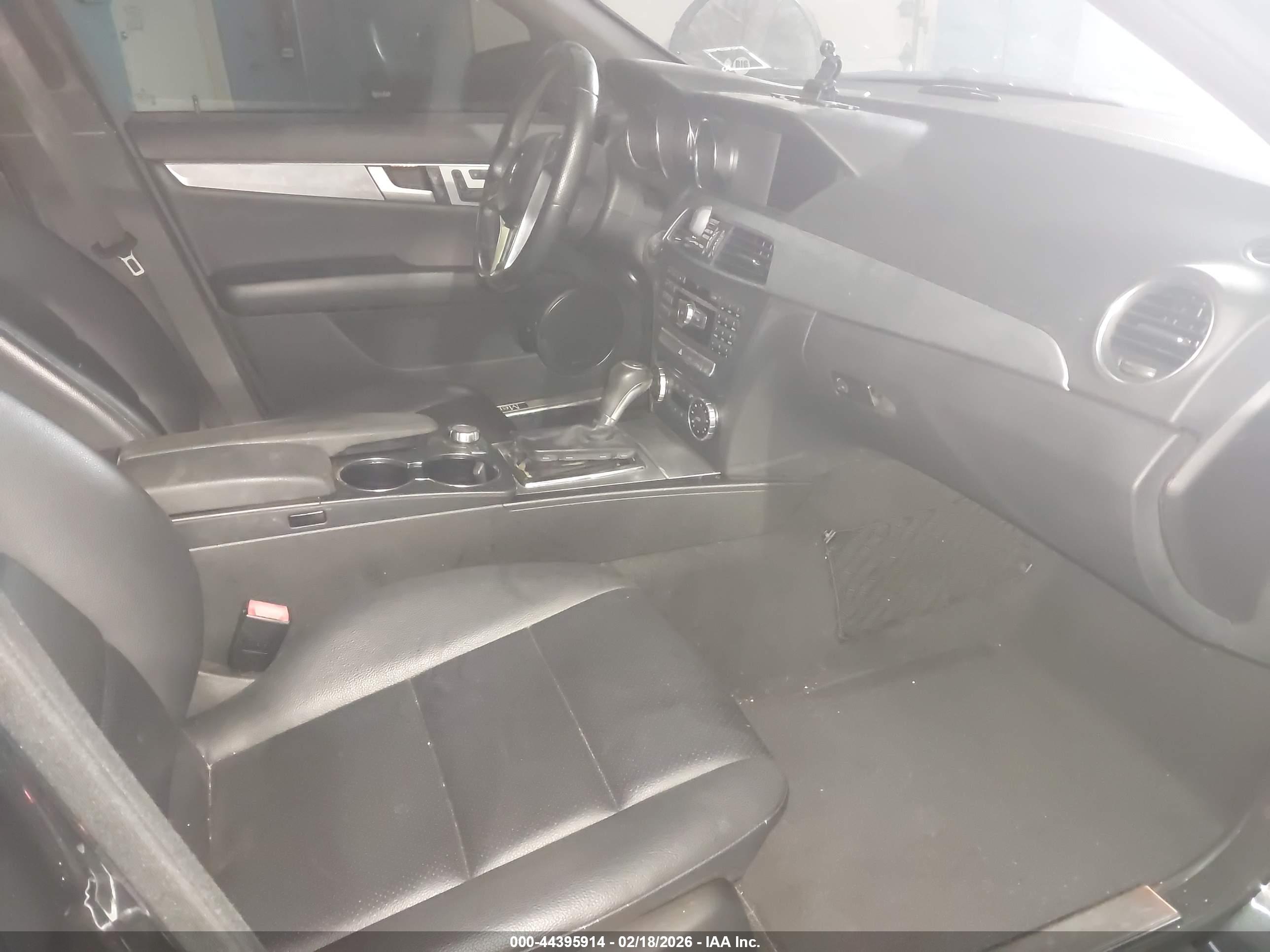 MERCEDES-BENZ C image 5