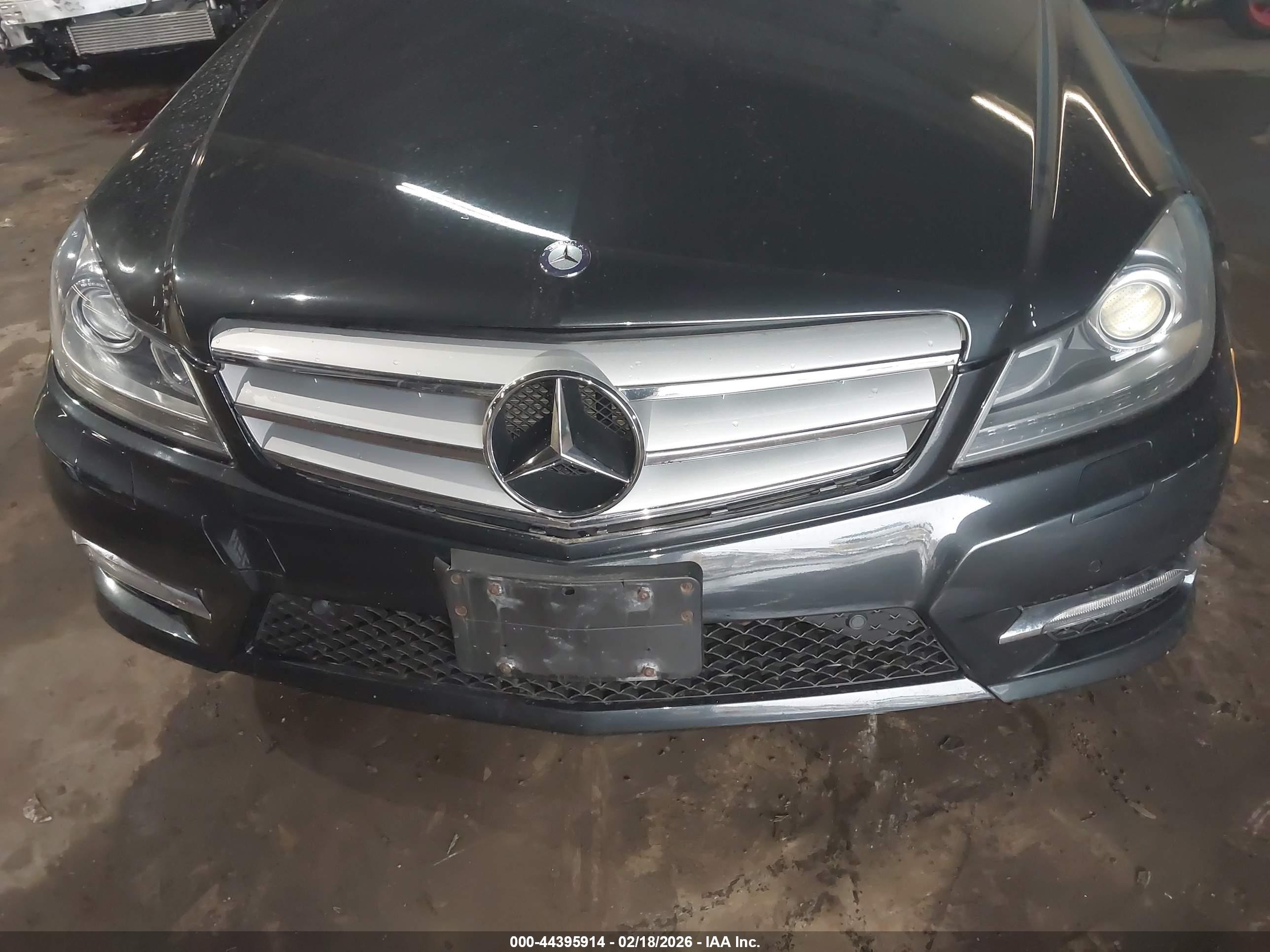 MERCEDES-BENZ C image 6