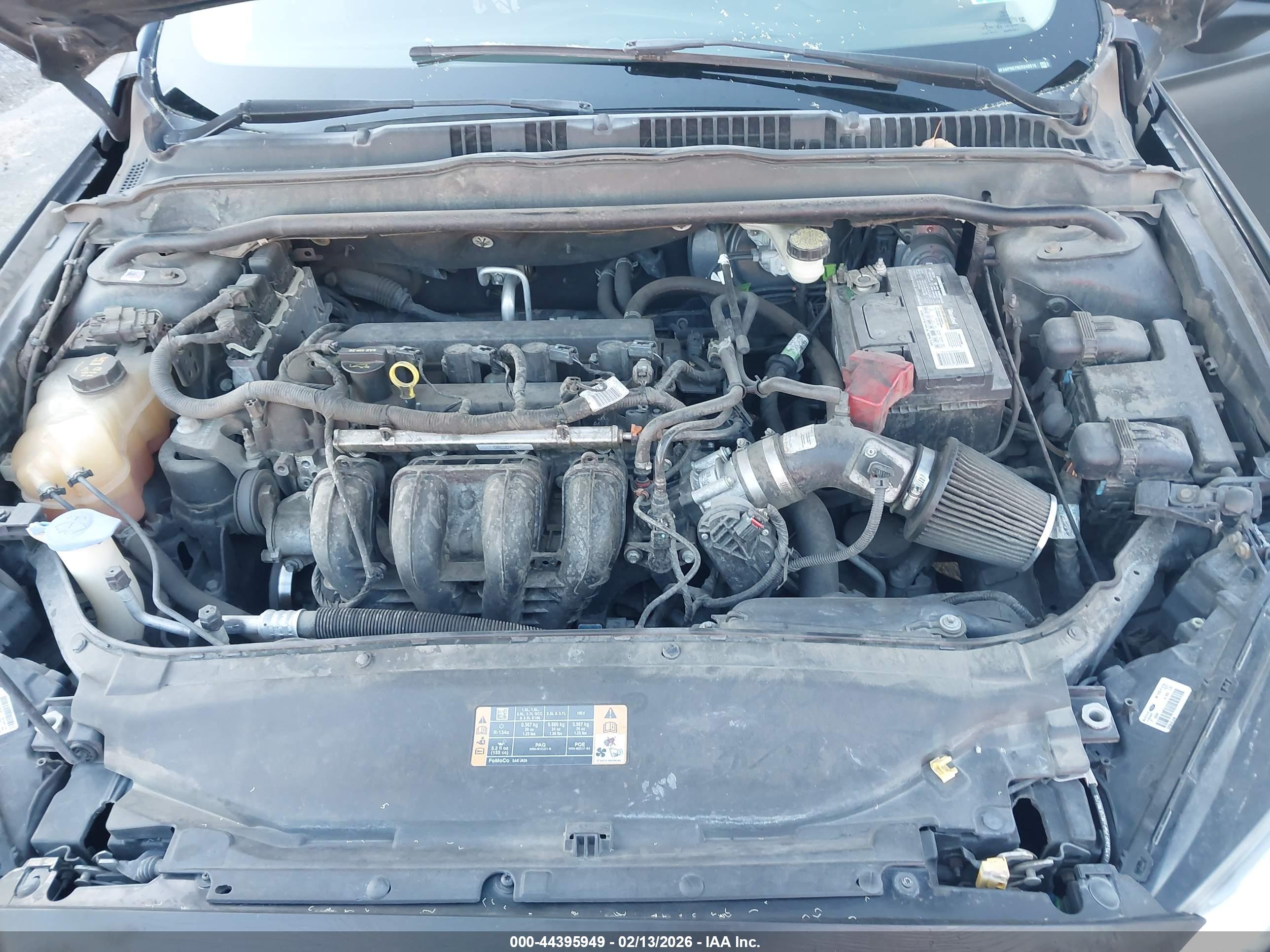 FORD FUSION image 10