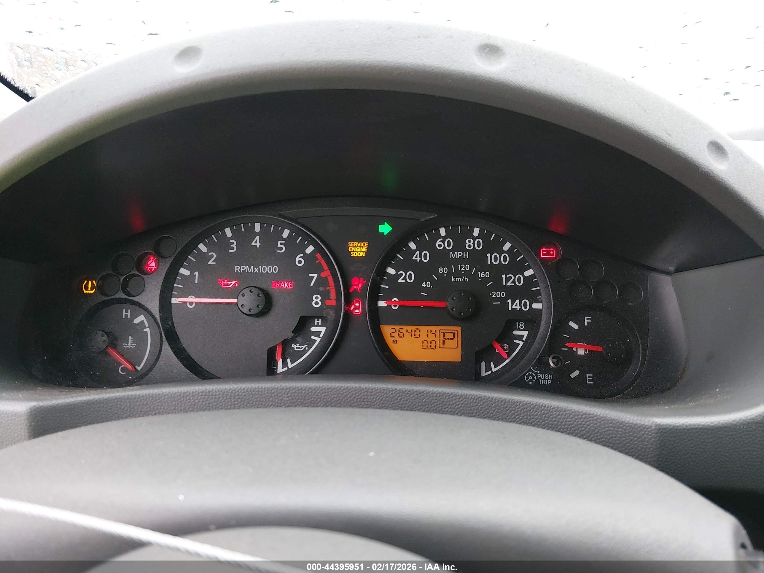 NISSAN FRONTIER image 7