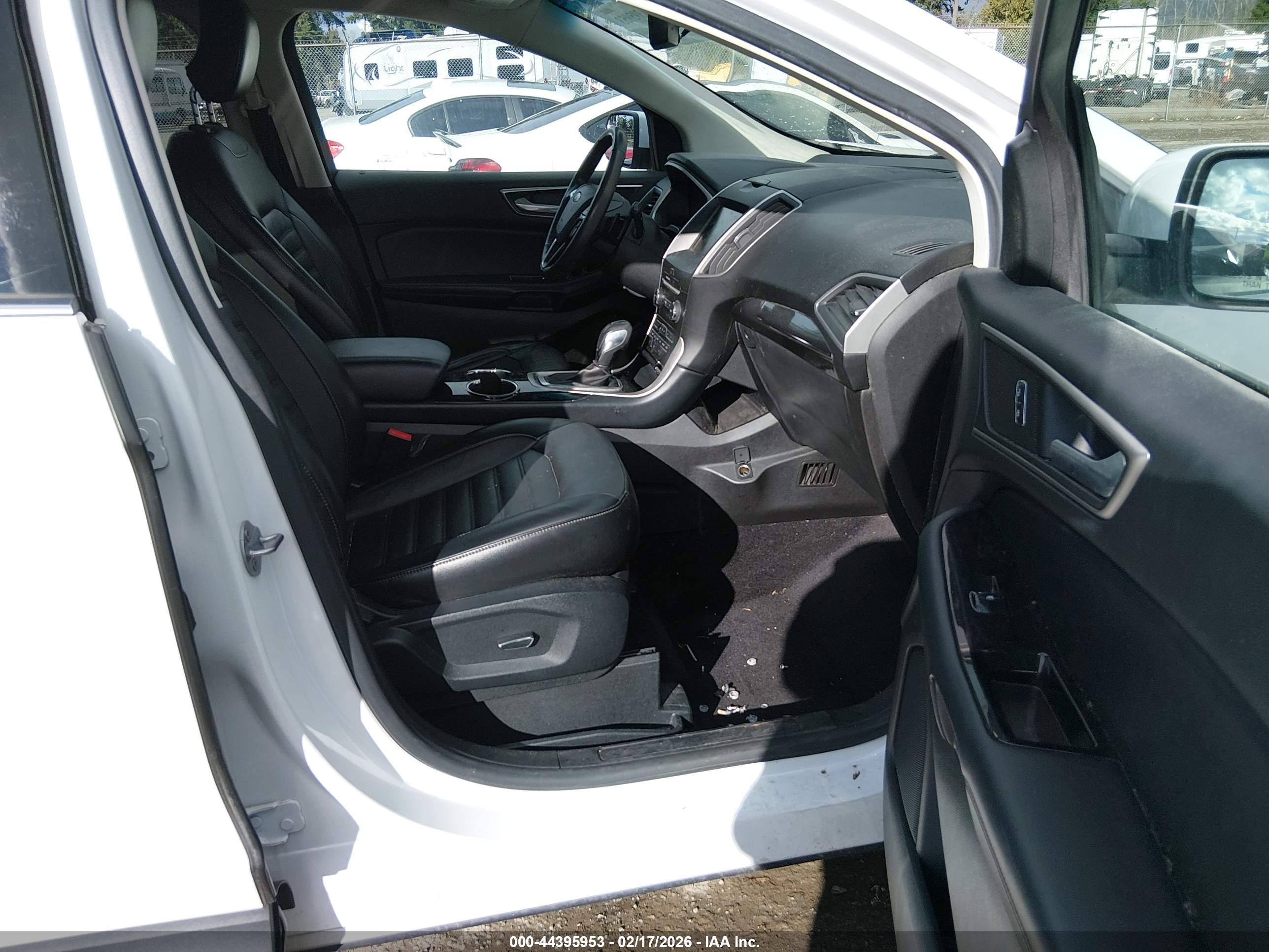 FORD EDGE image 5